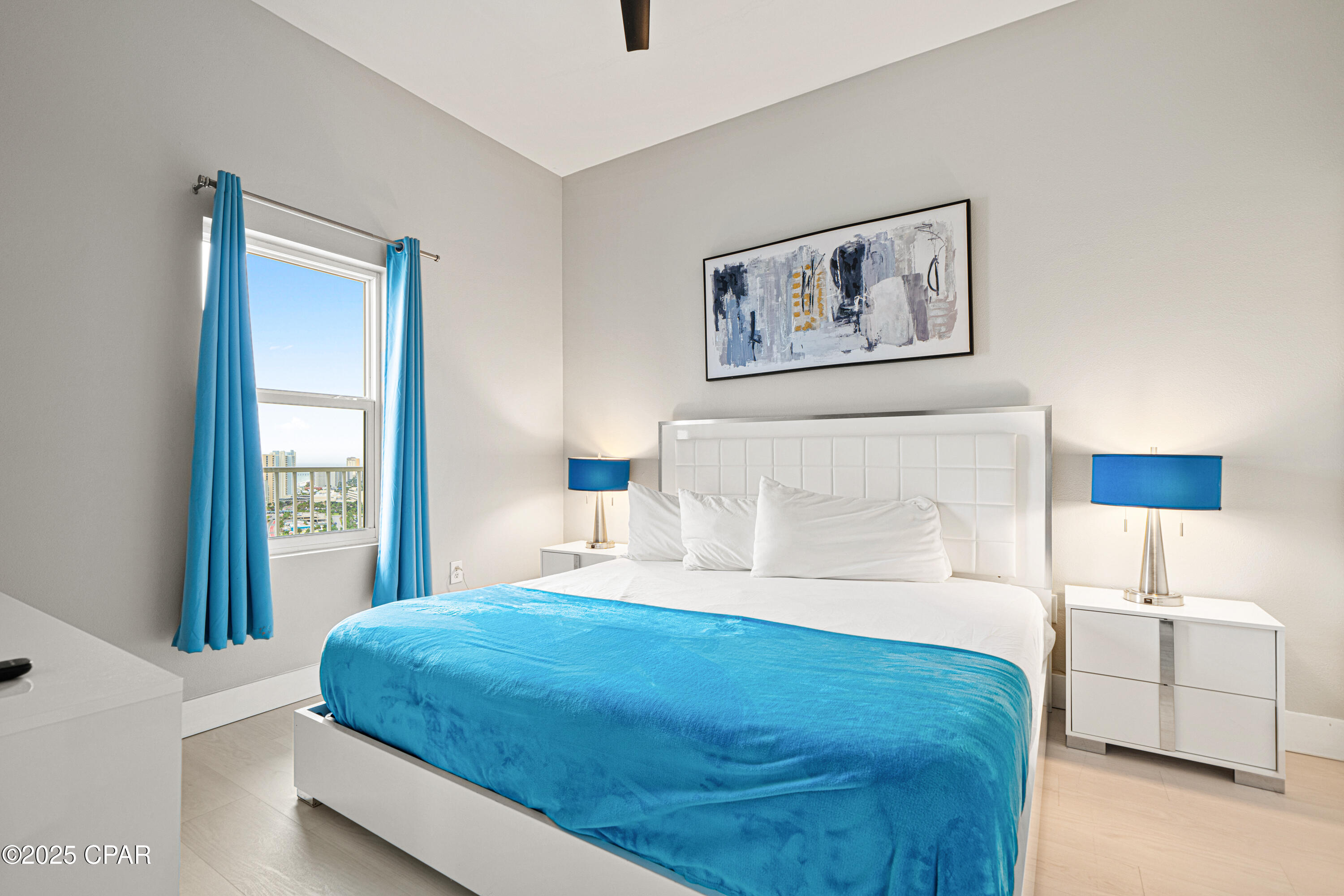 Image 35 For 9902 Thomas Drive 2028