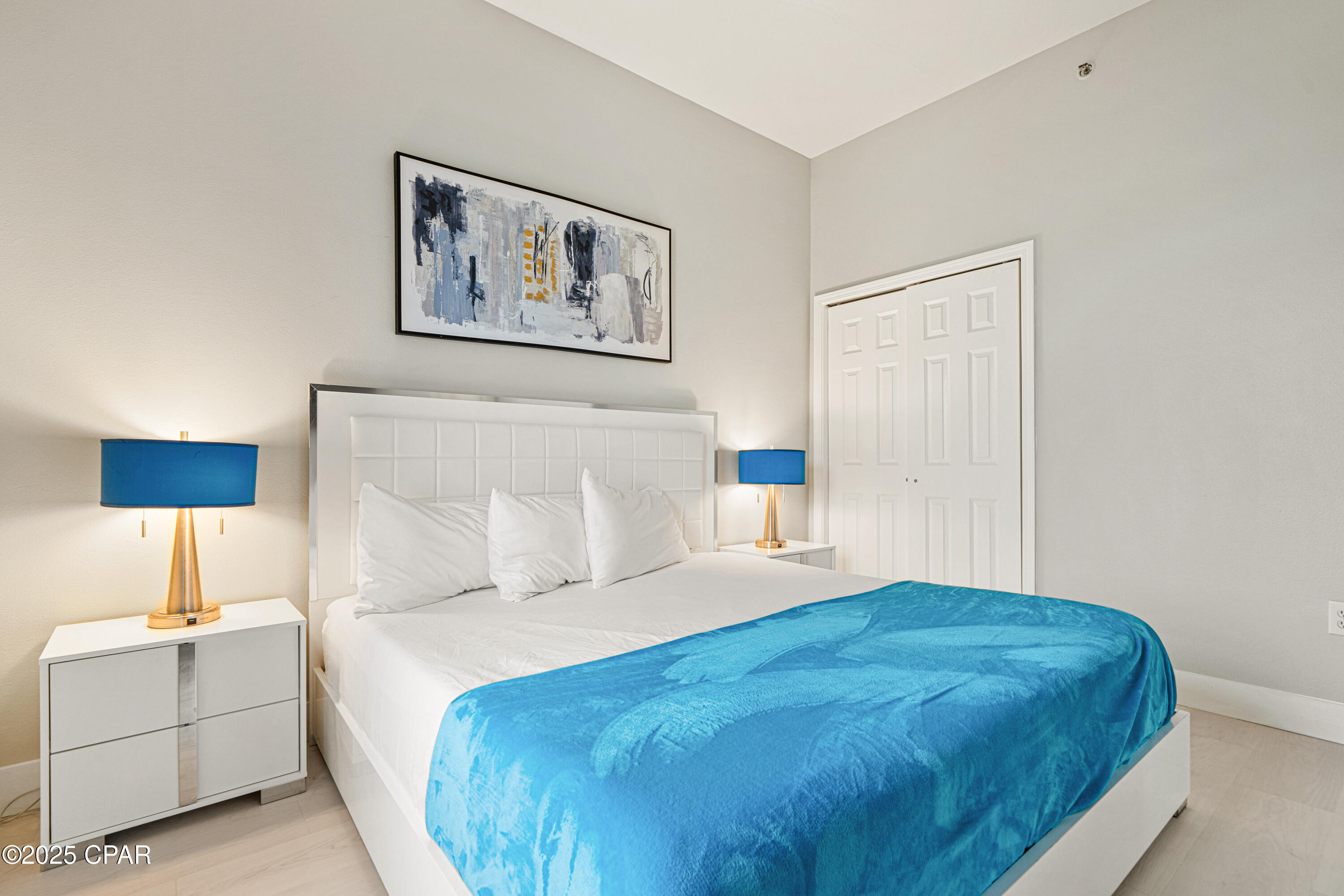 Image 37 For 9902 Thomas Drive 2028