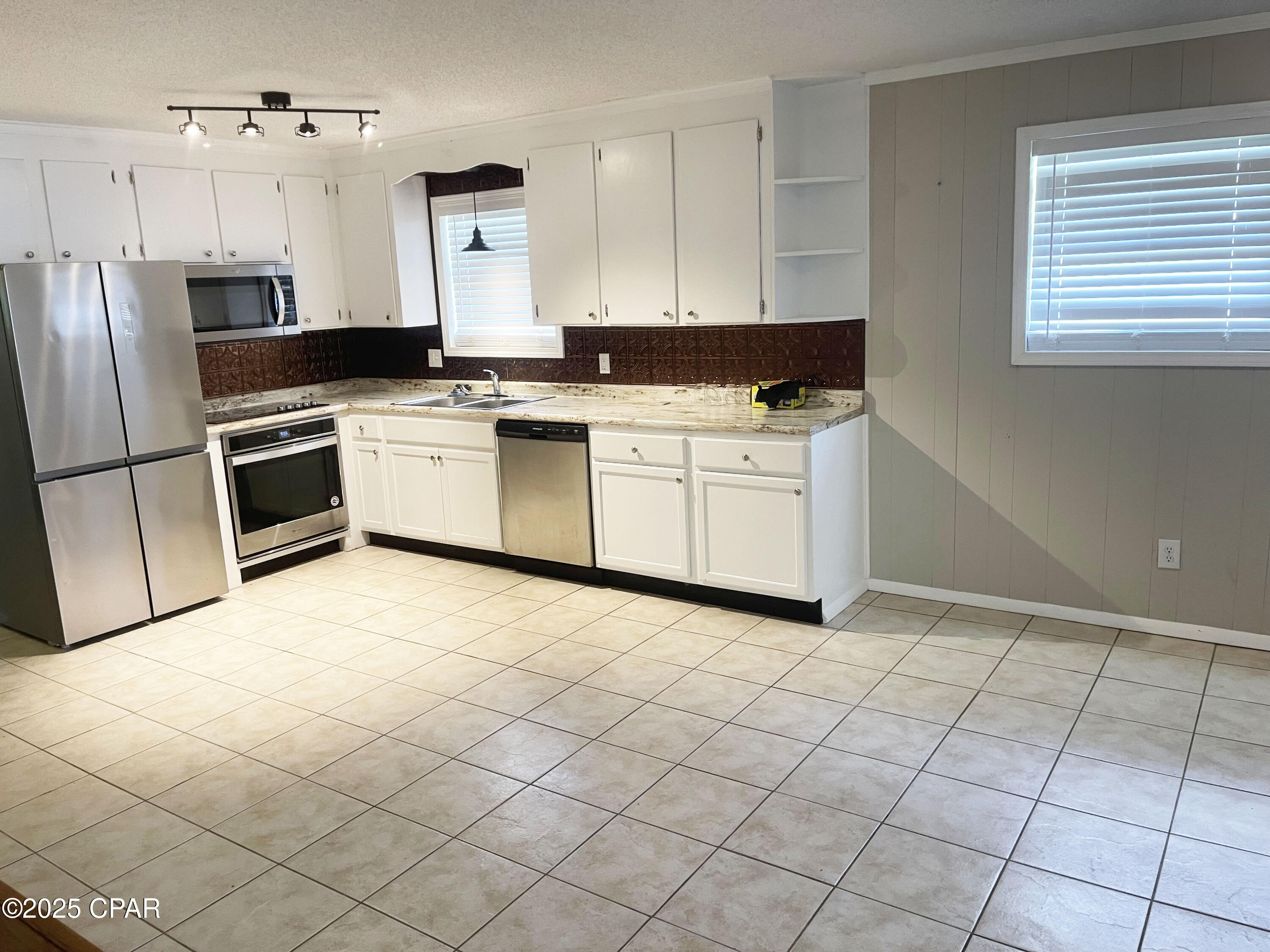 Image 10 For 2290 Boswell Road