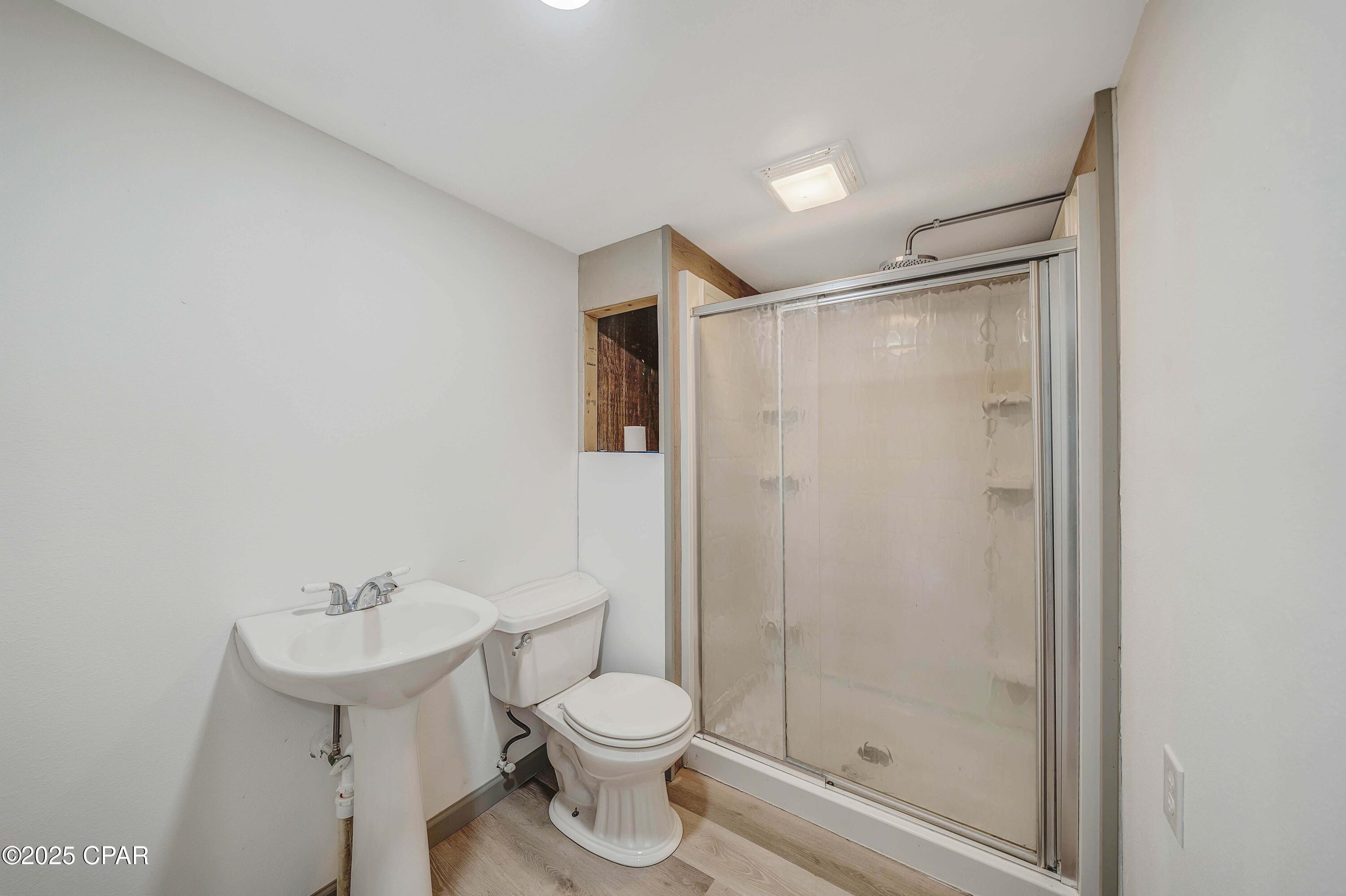 Image 33 For 8324 Highway 2301 Highway