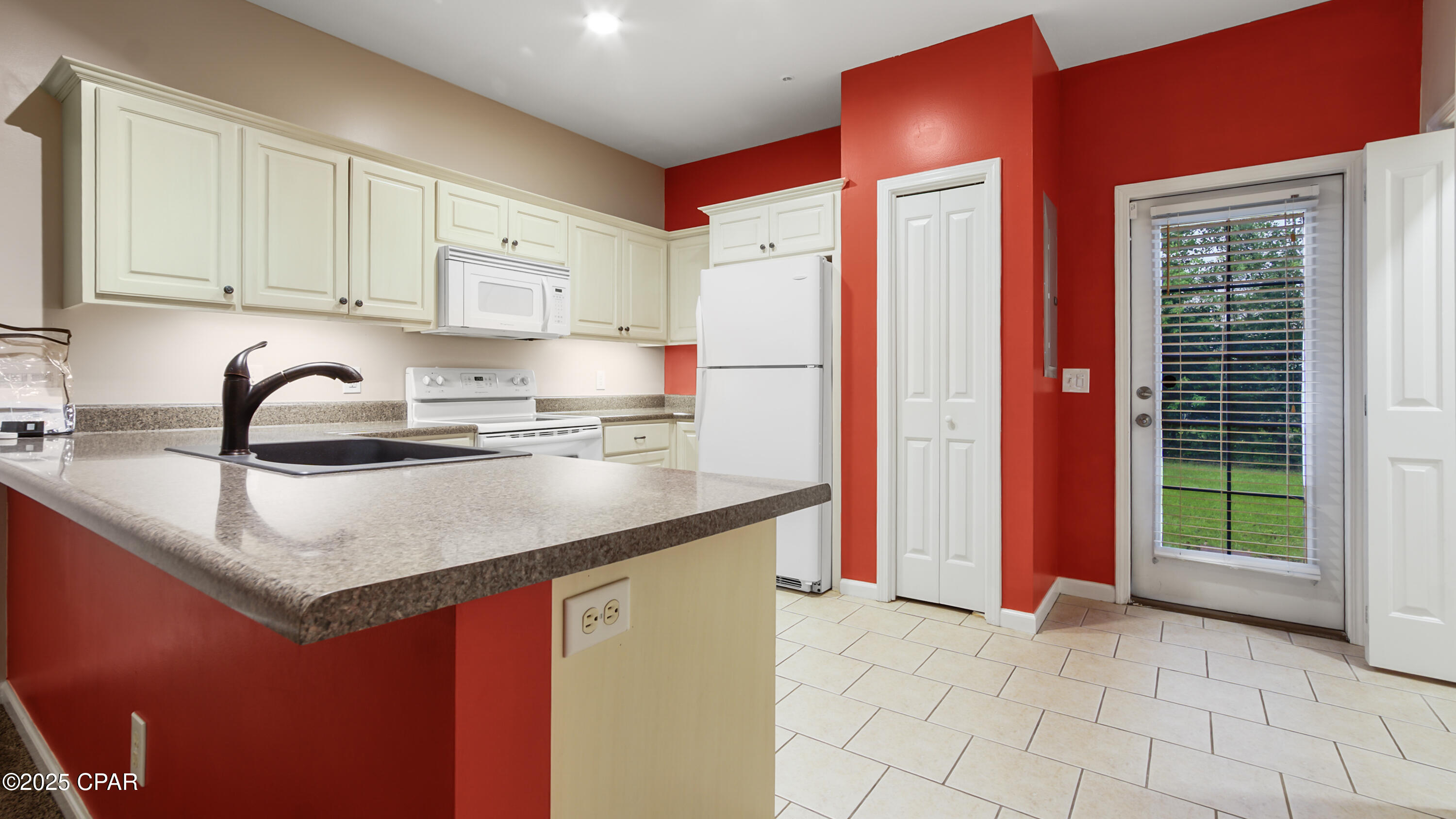 Image 12 For 8102 Annabella's Court