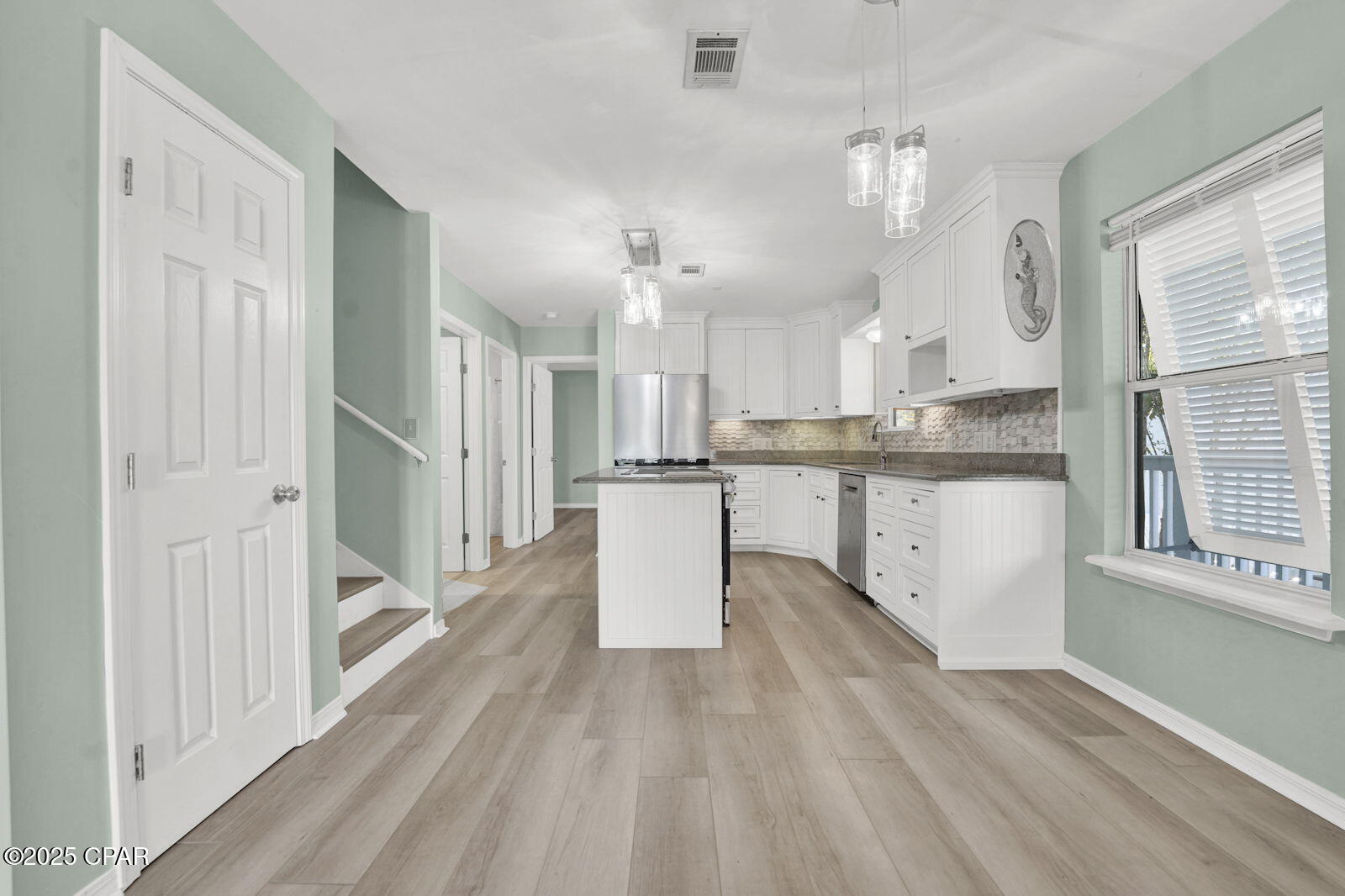 Image 10 For 93 Beachfront Trail