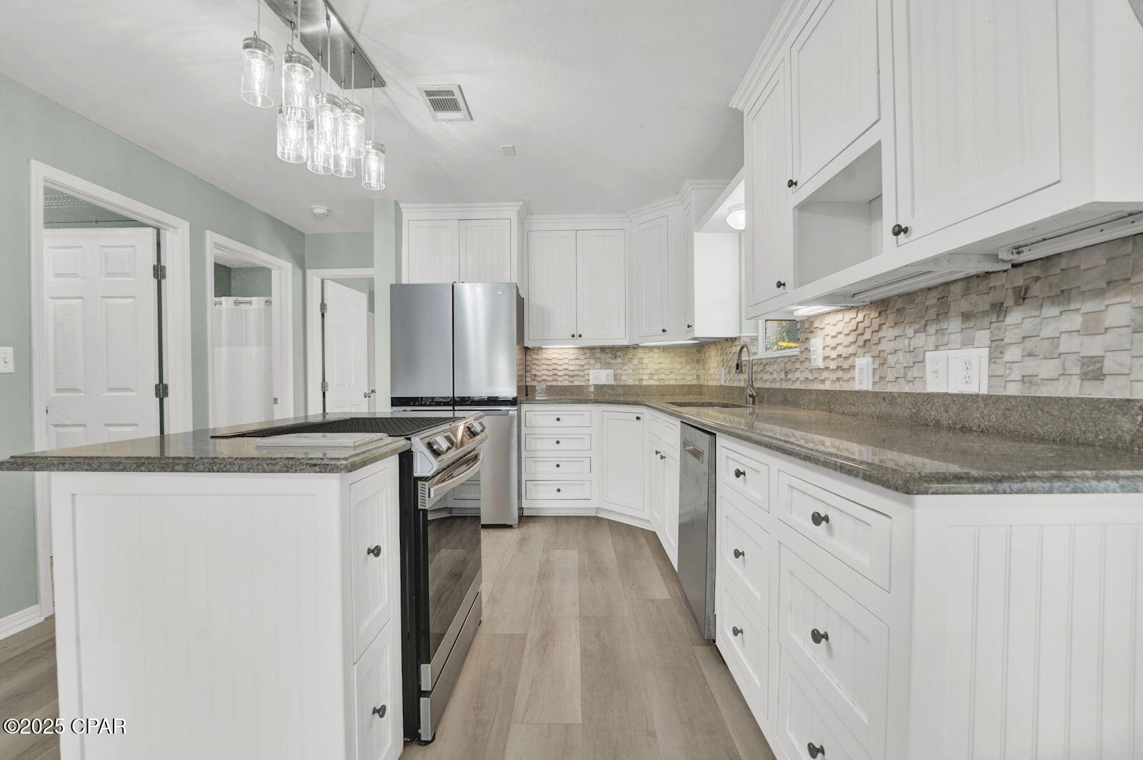 Image 11 For 93 Beachfront Trail