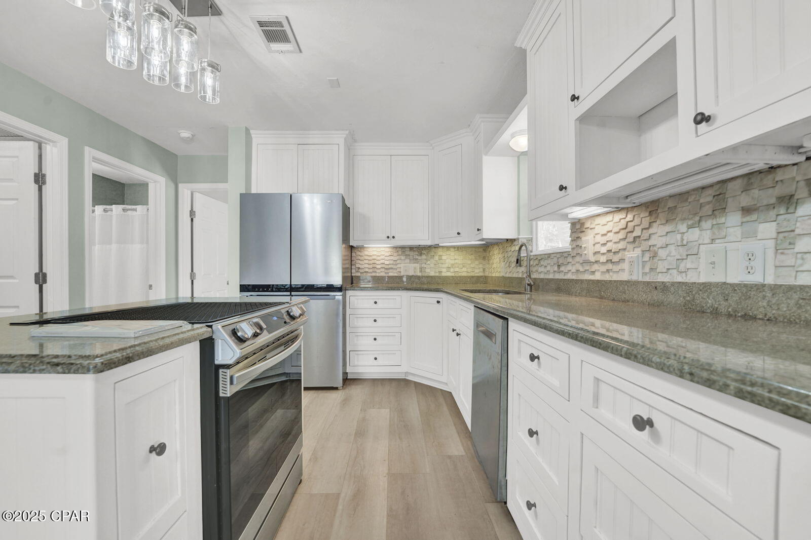 Image 15 For 93 Beachfront Trail