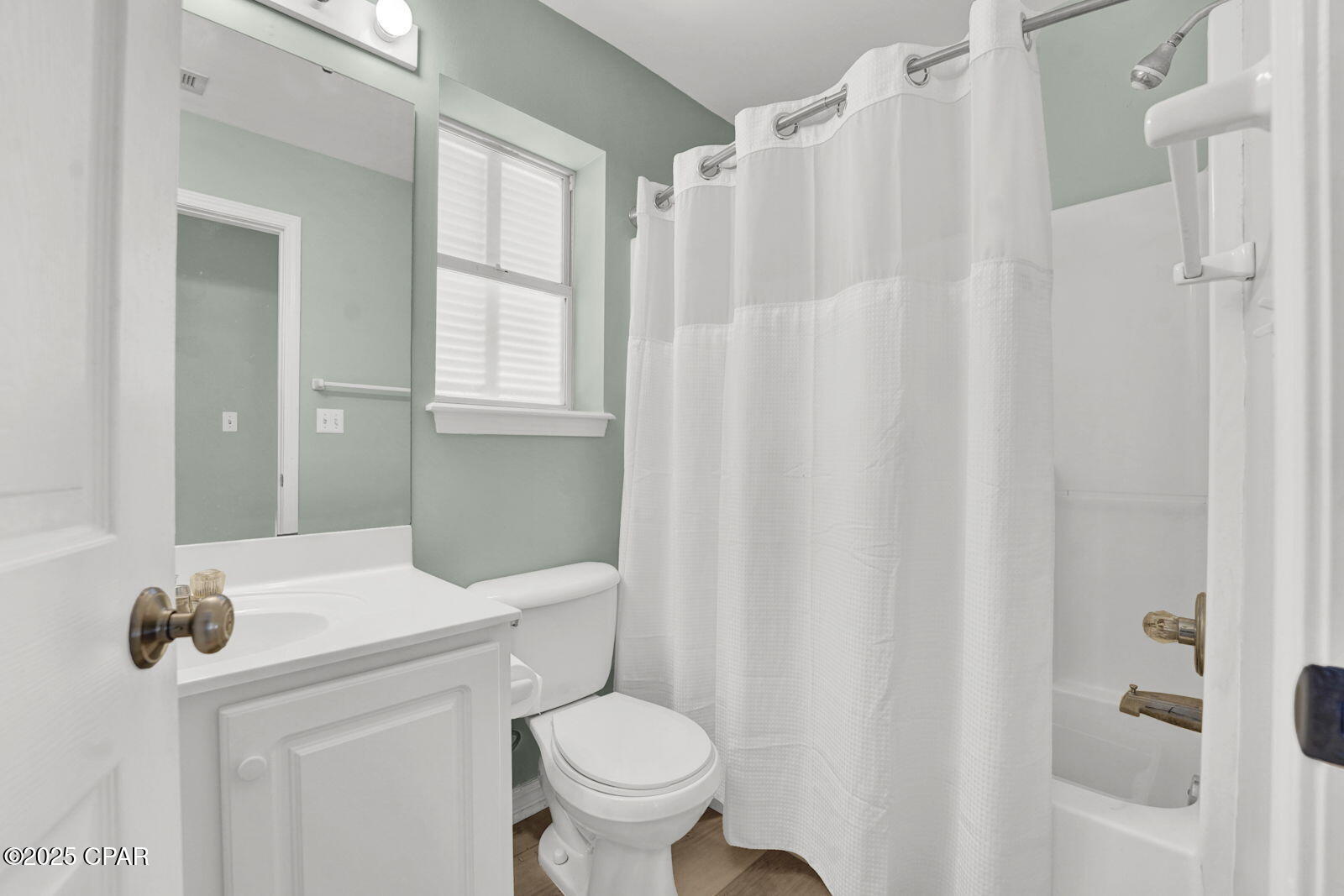 Image 21 For 93 Beachfront Trail