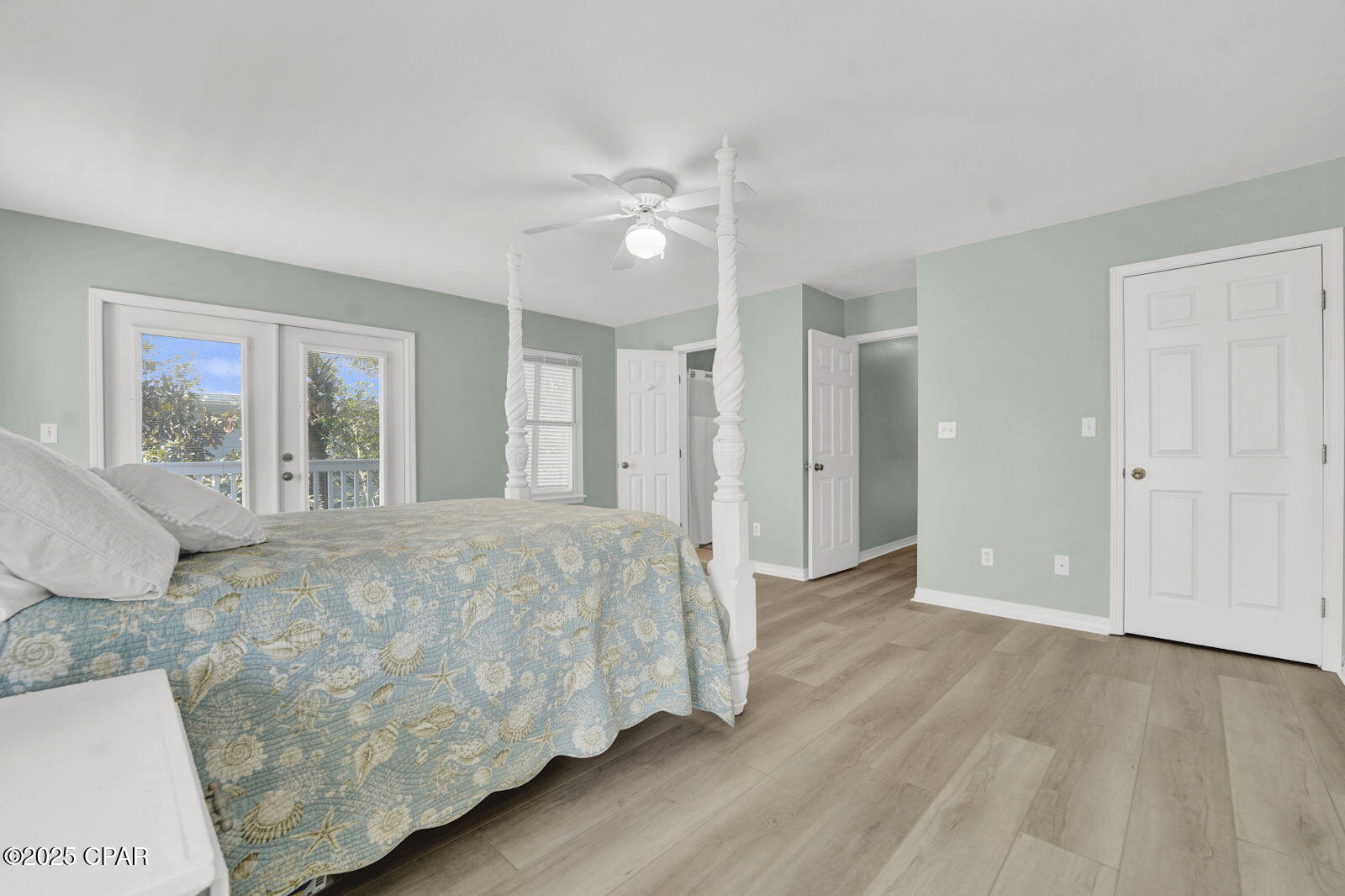 Image 27 For 93 Beachfront Trail