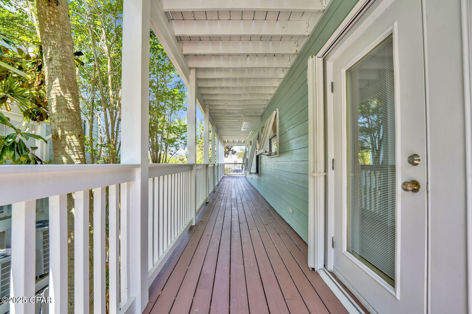 Image 3 For 93 Beachfront Trail