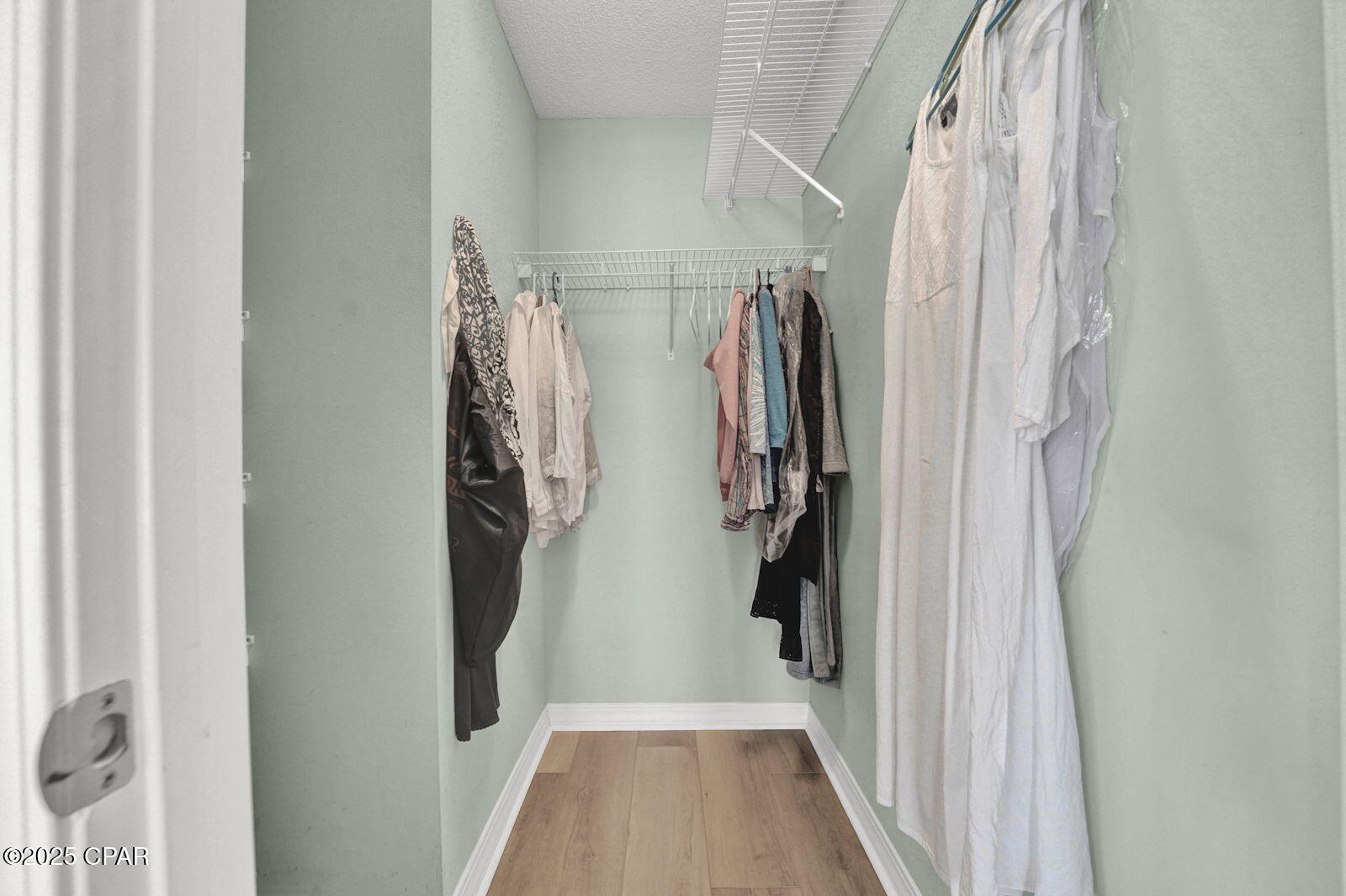 Image 34 For 93 Beachfront Trail