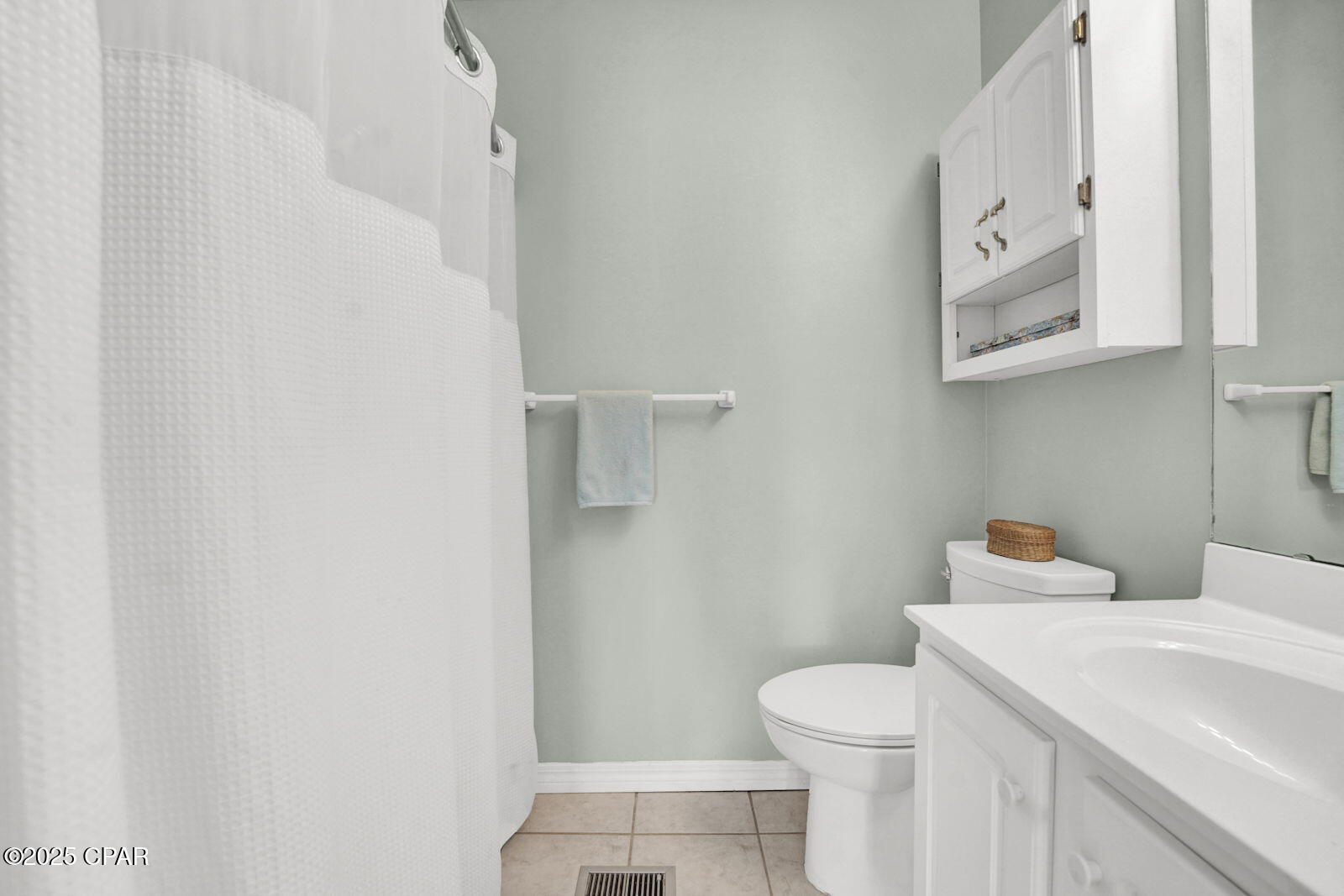 Image 38 For 93 Beachfront Trail