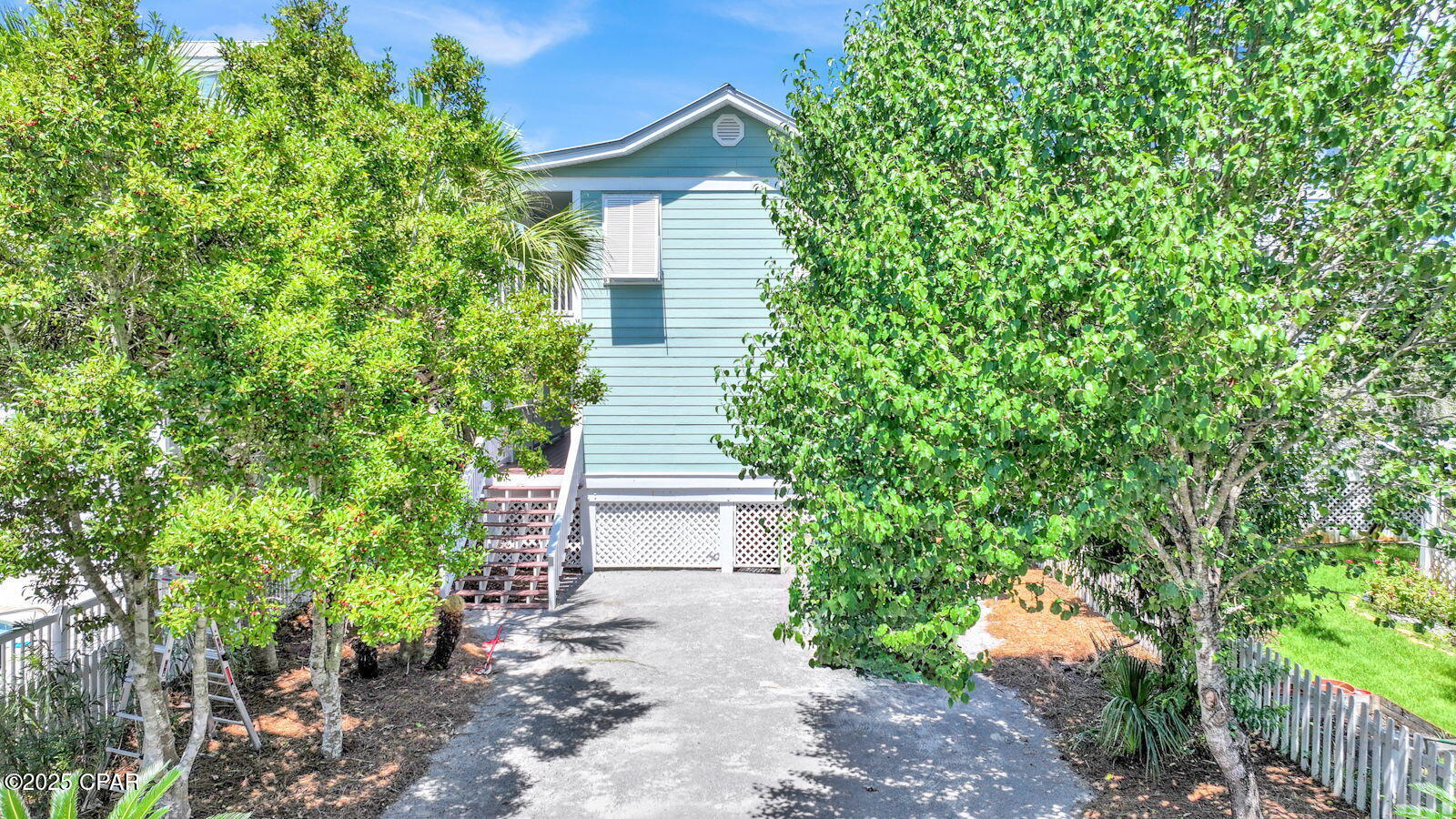 Image 42 For 93 Beachfront Trail