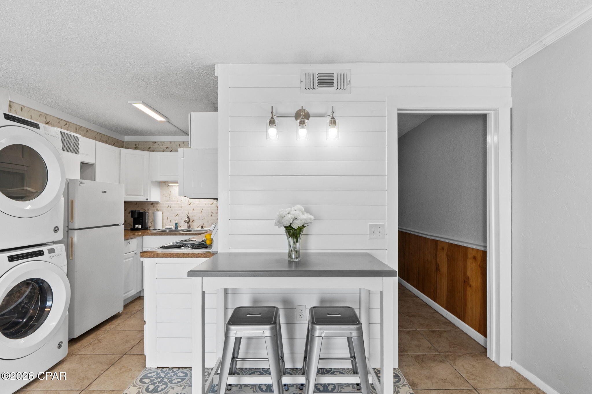 Image 16 For 8743 Thomas Drive 1012