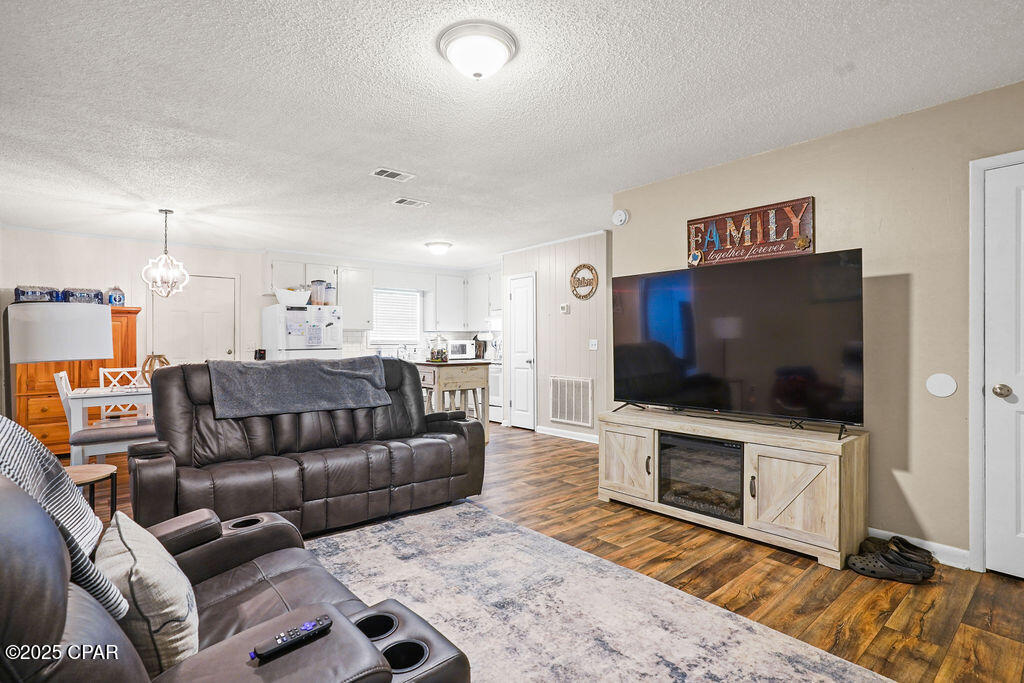 Image 8 For 2316 Sweet Gum Drive