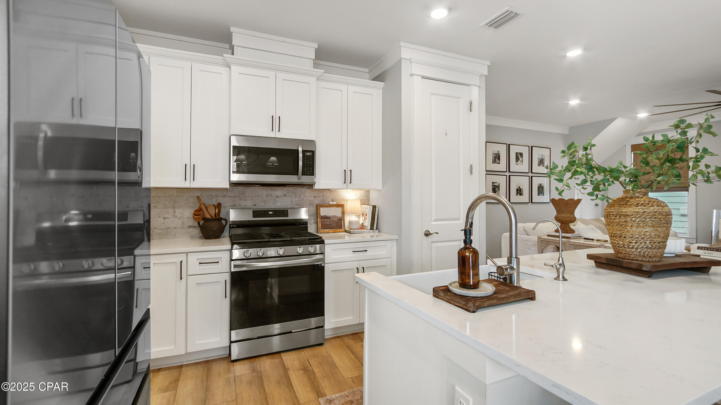 Image 13 For 809 Breakfast Point Boulevard