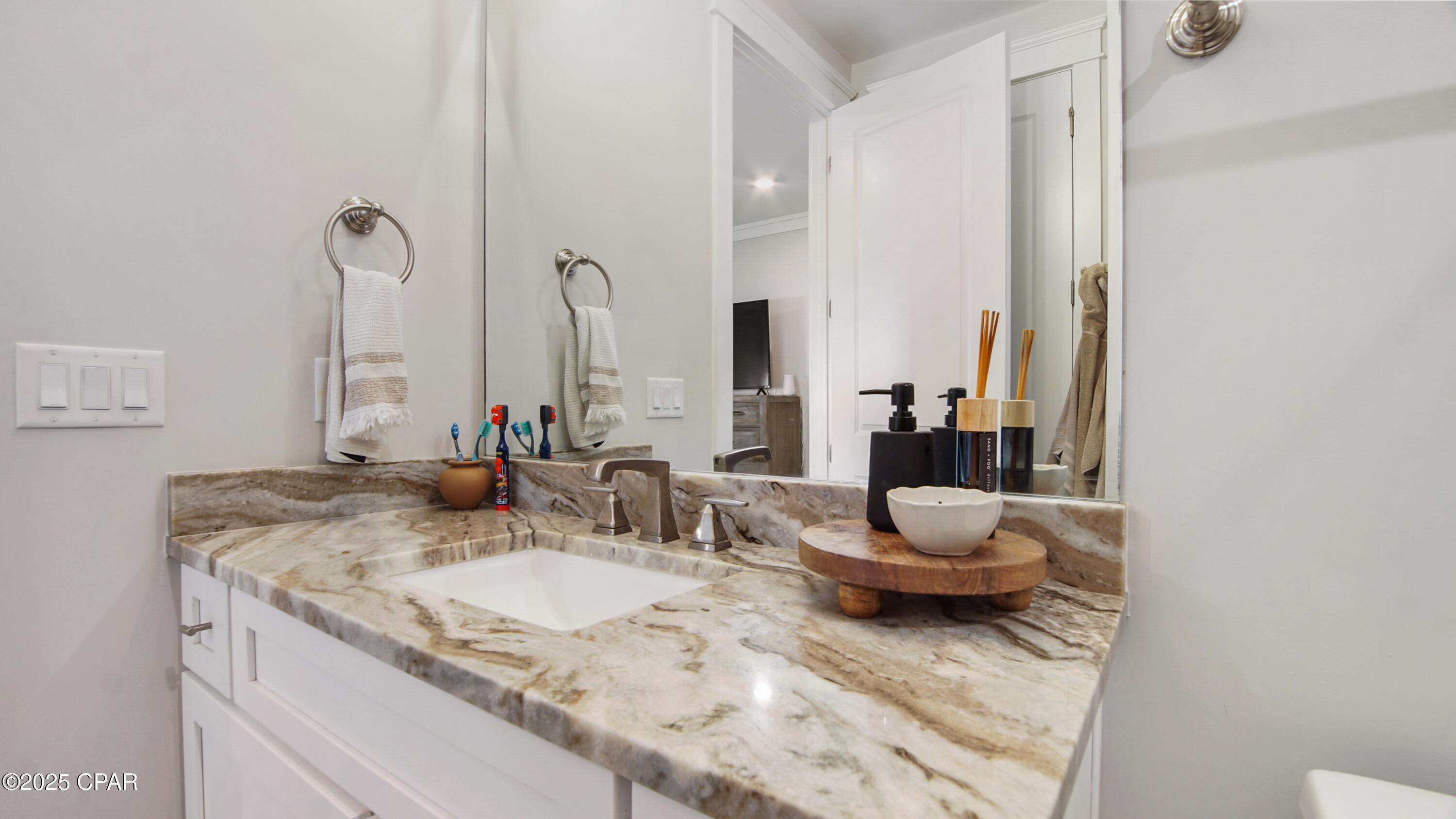 Image 24 For 809 Breakfast Point Boulevard