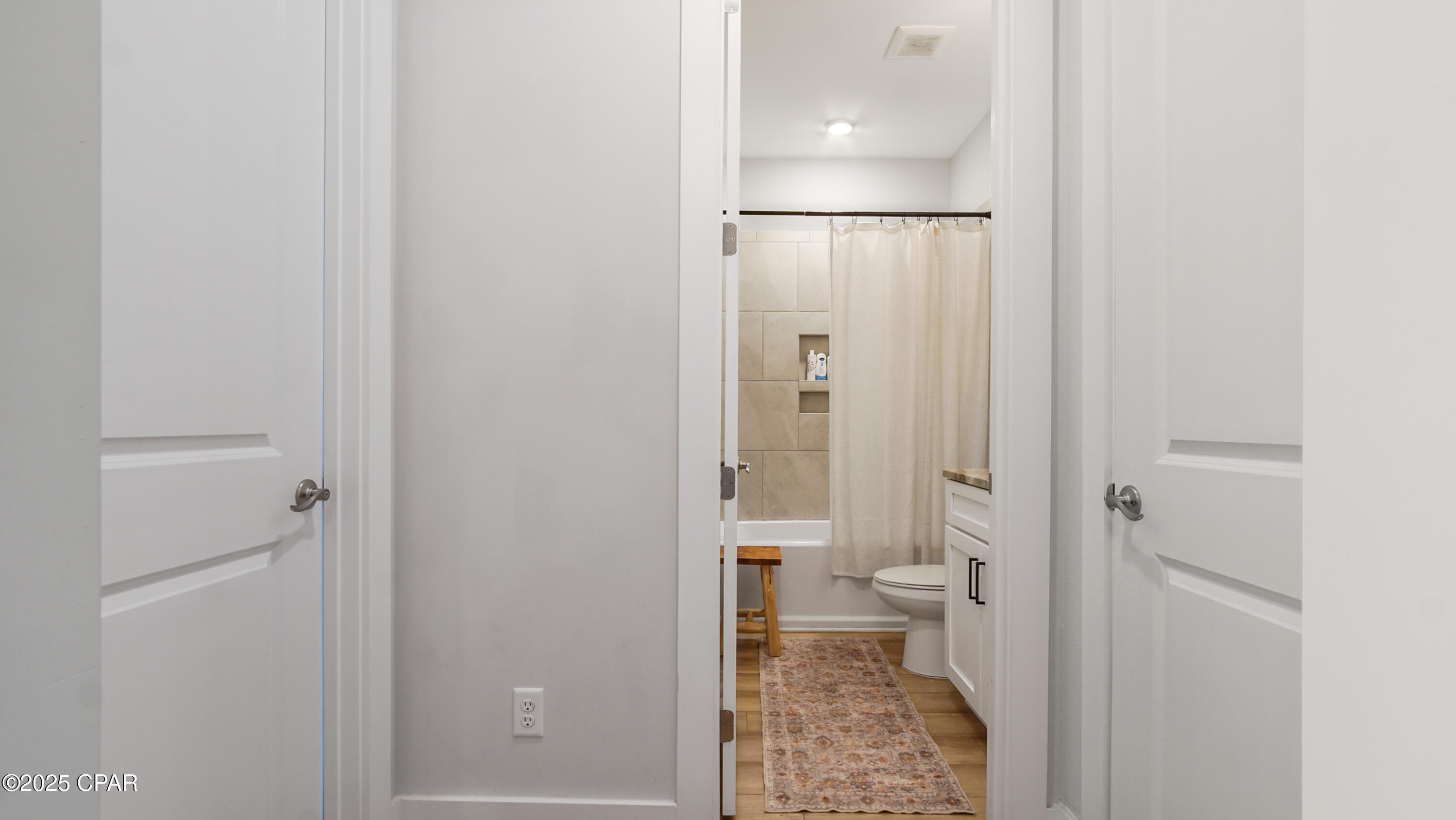 Image 6 For 809 Breakfast Point Boulevard