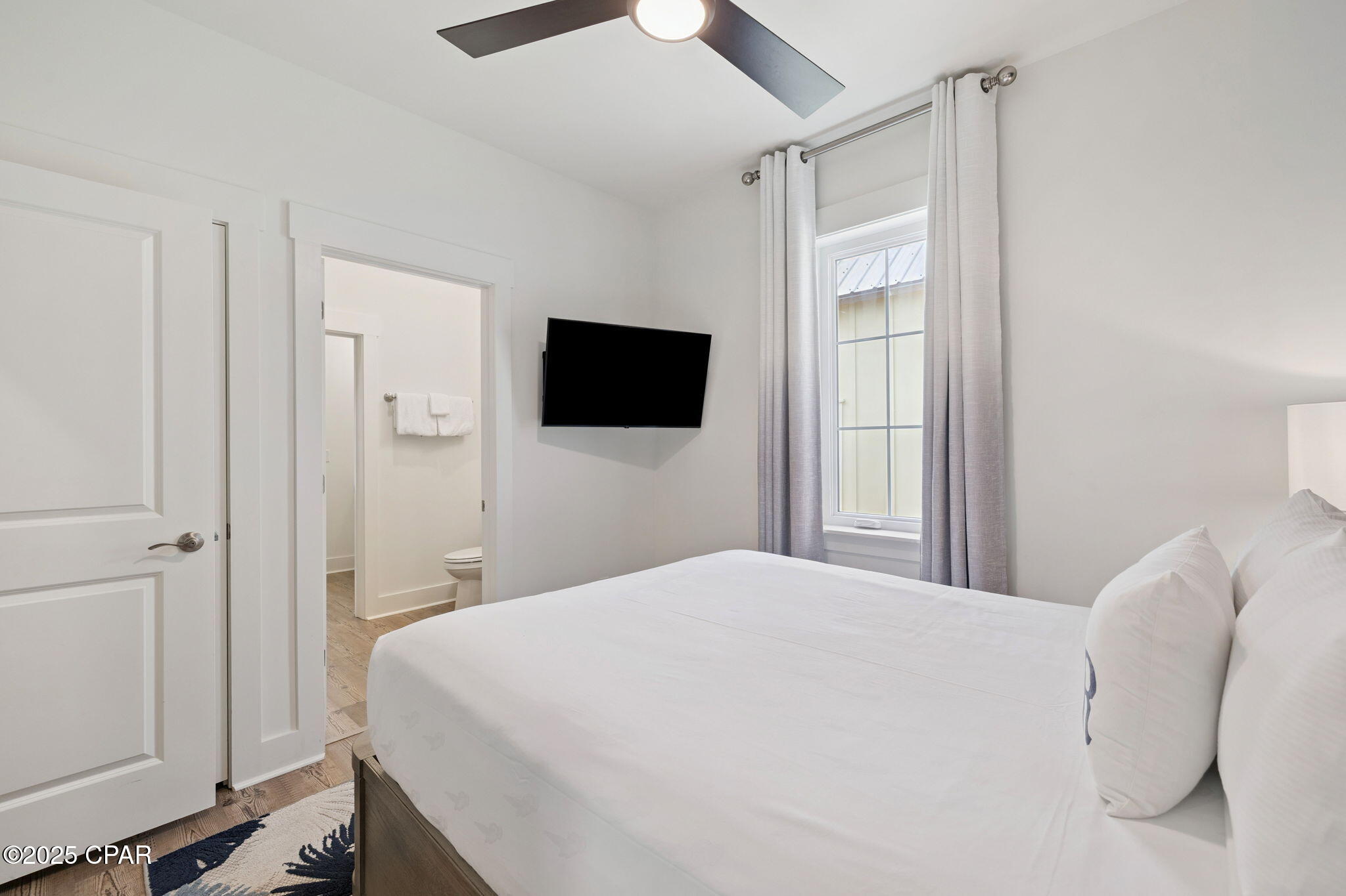 Image 37 For 125 Paradise Found Circle