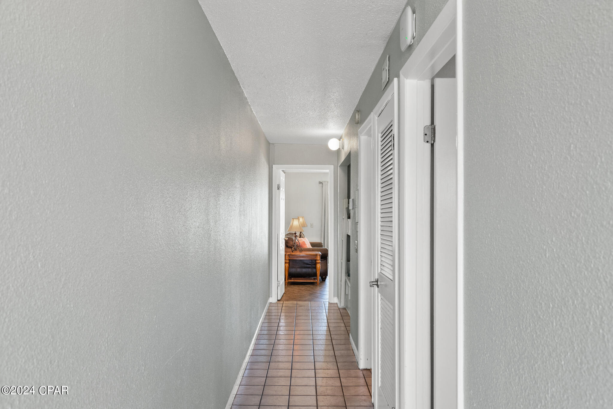 Image 2 For 8743 Thomas Drive 212