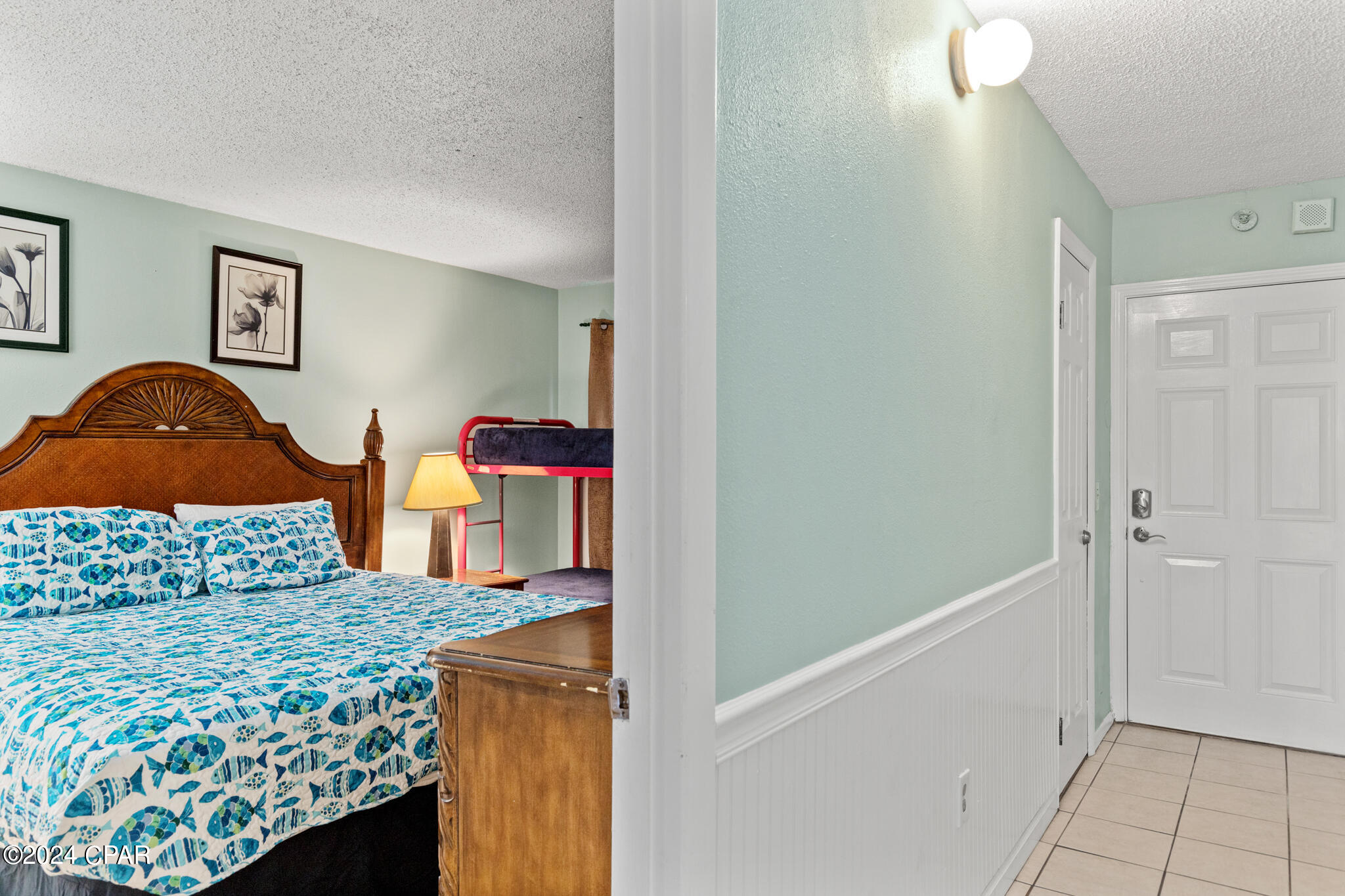 Image 3 For 8743 Thomas Drive 528