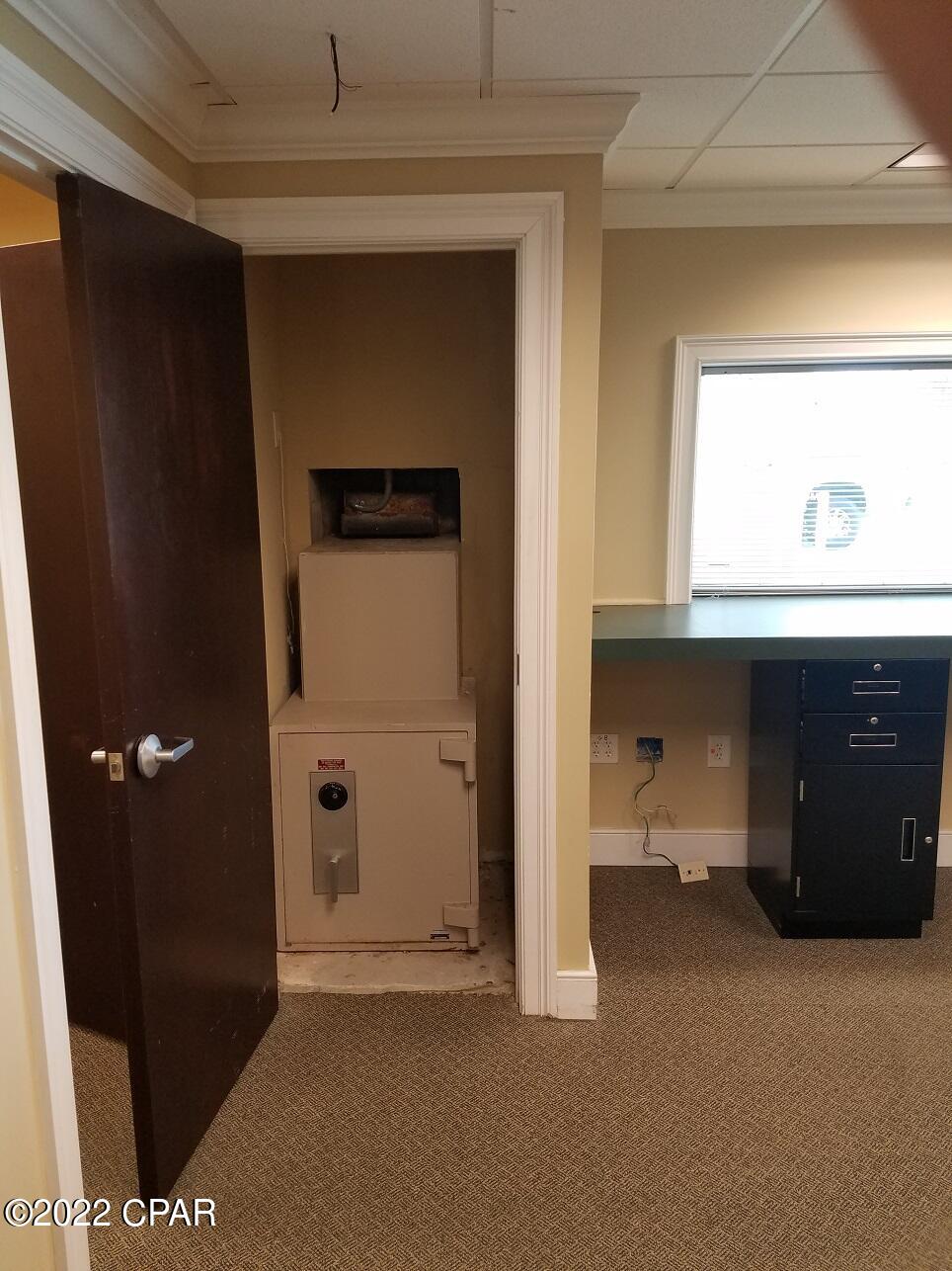 Listing photo id 9 for 16901 Pc Bch Parkway