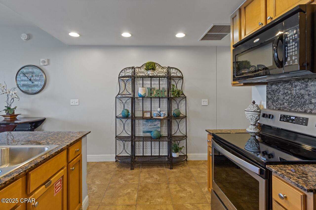 Image 32 For 16701 Front Beach Road 1803