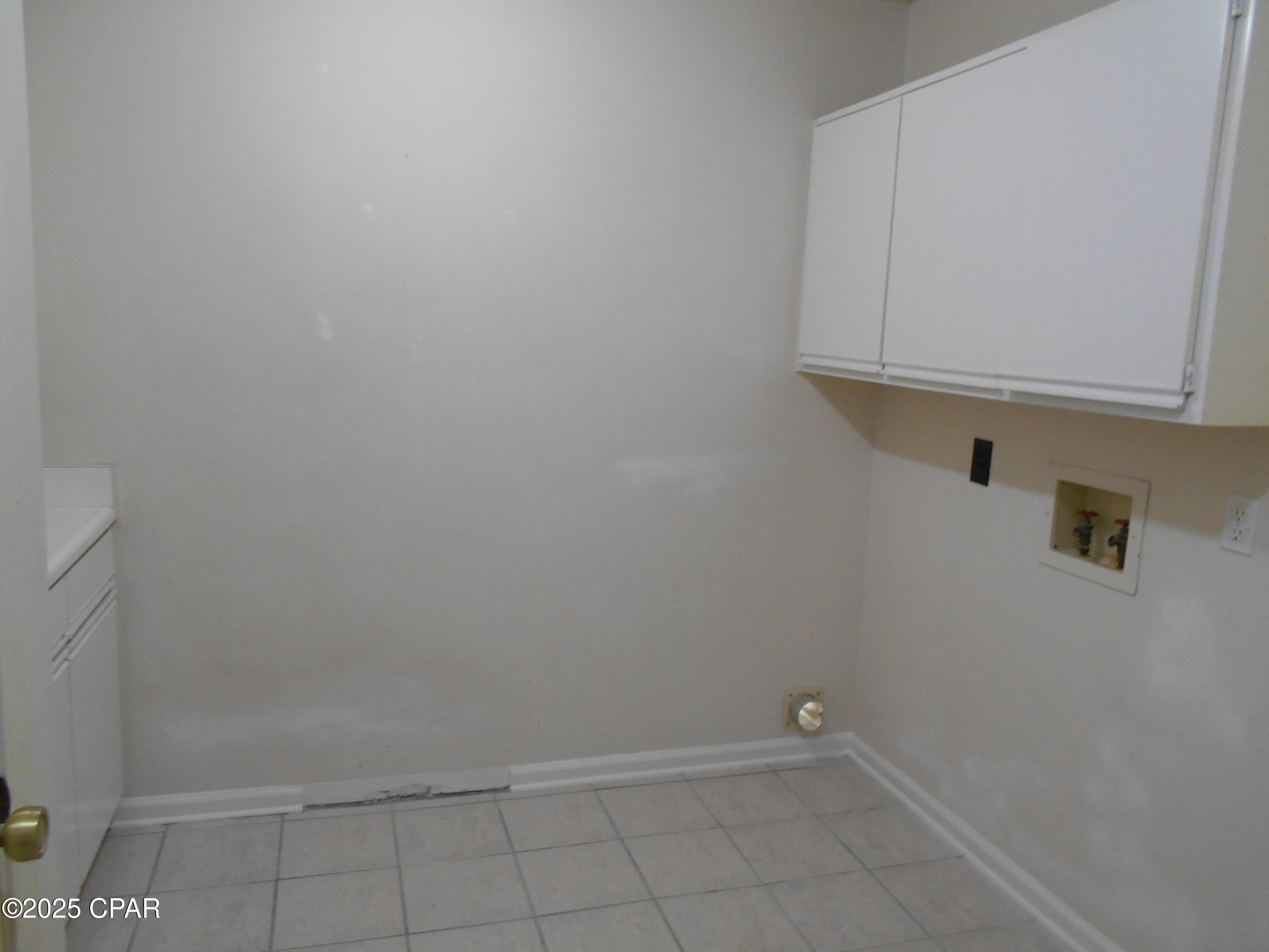 Image 11 For 104 Country Place