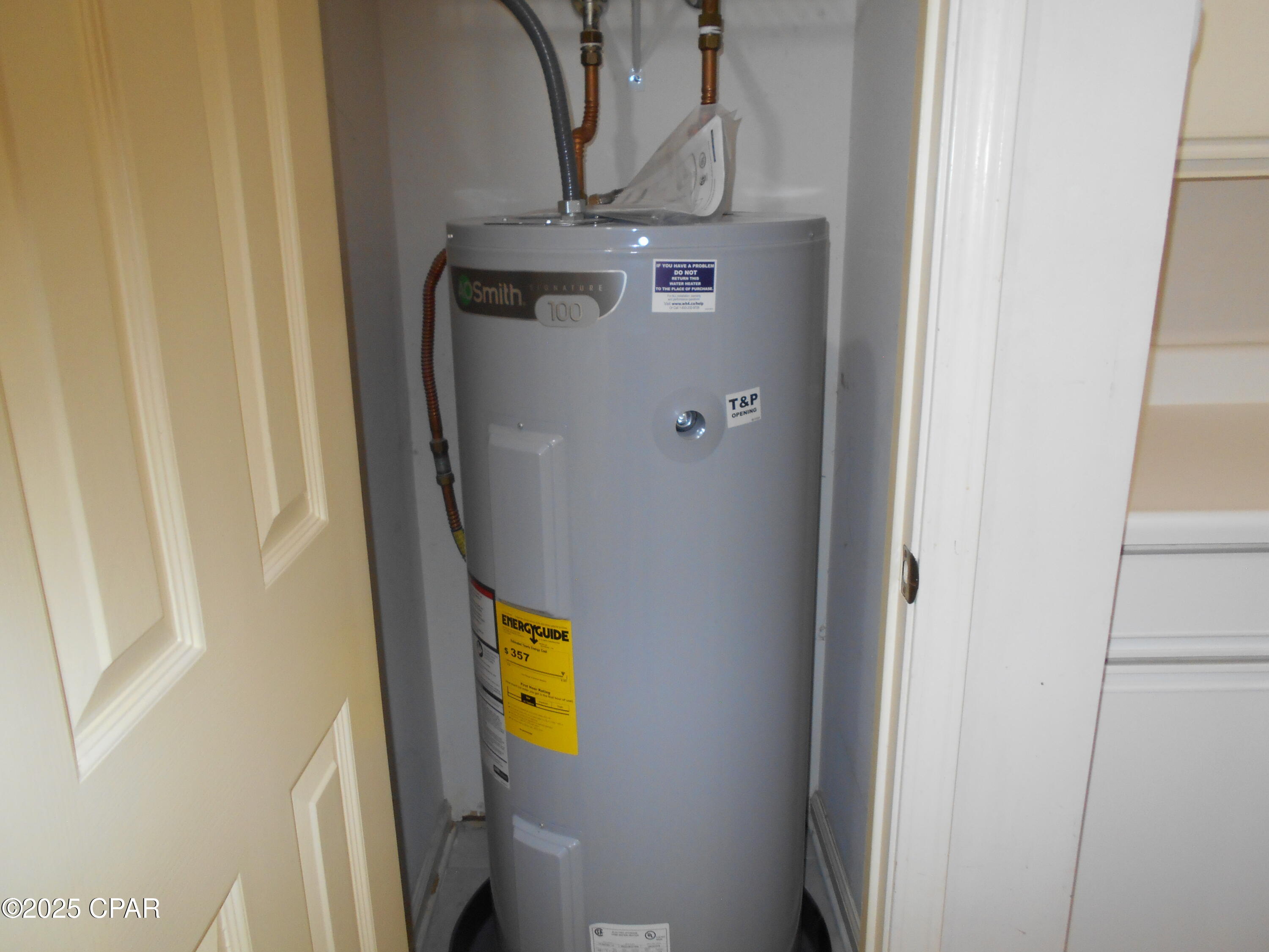 Image 12 For 104 Country Place