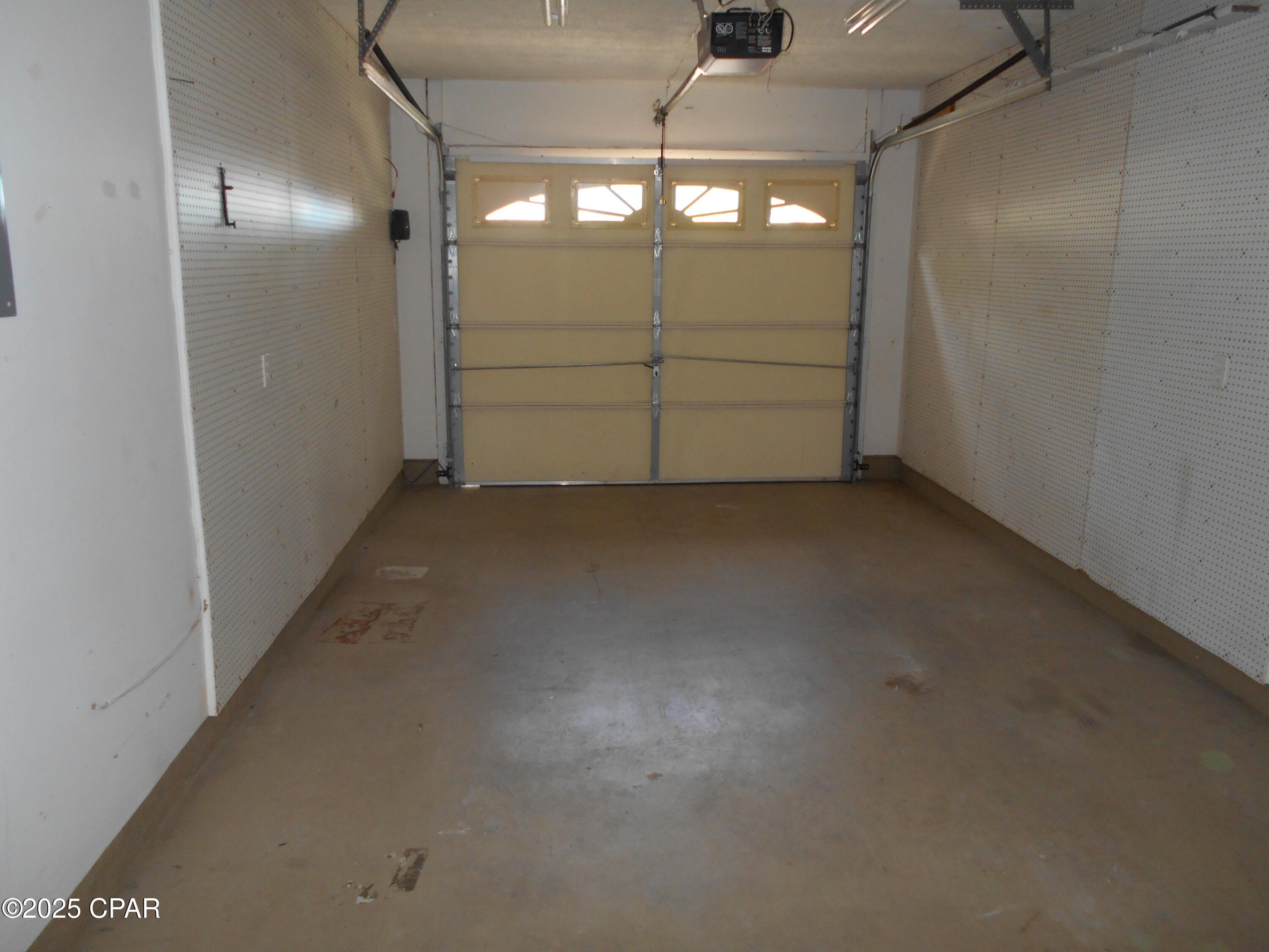 Image 13 For 104 Country Place