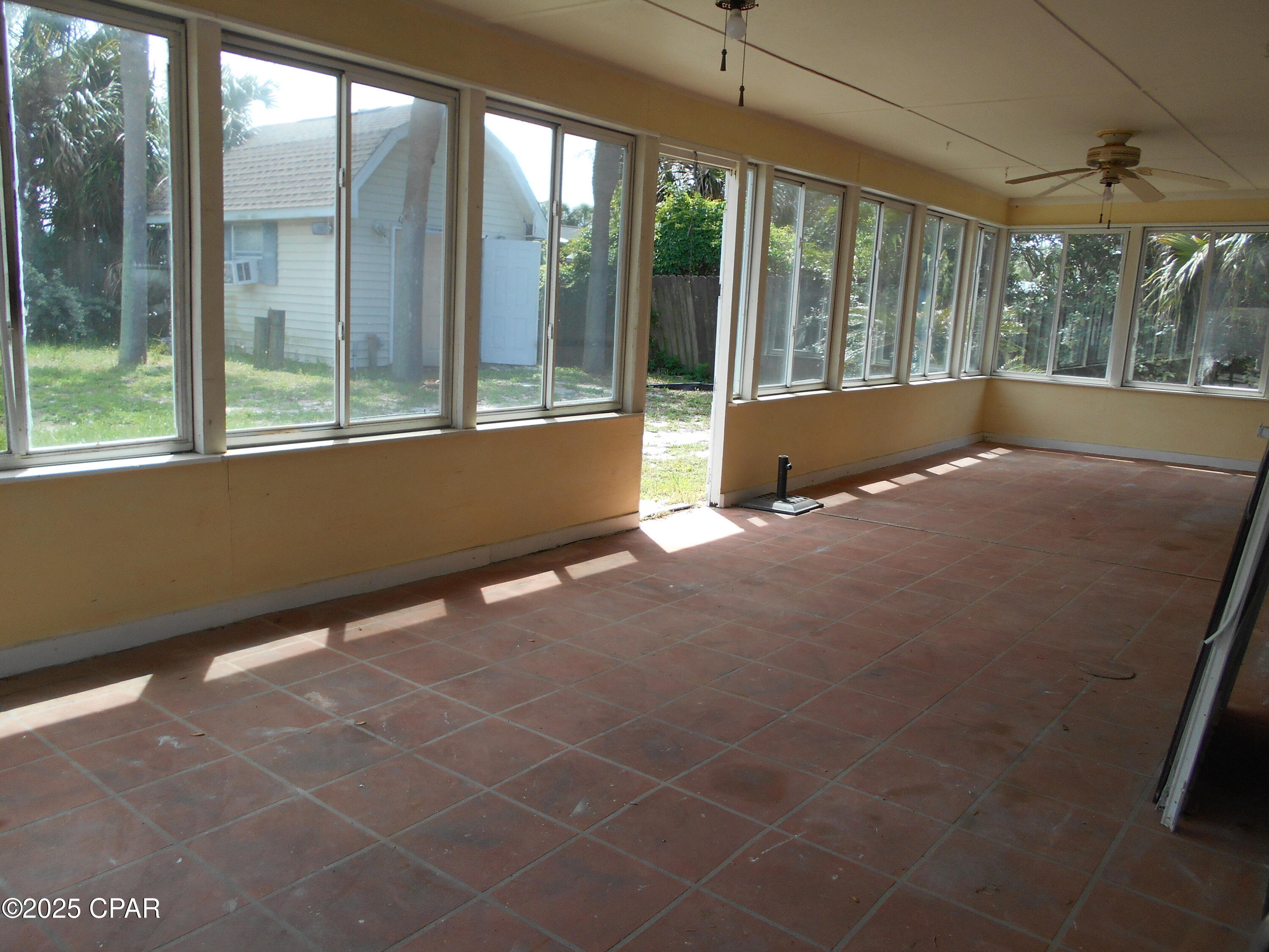 Image 14 For 104 Country Place