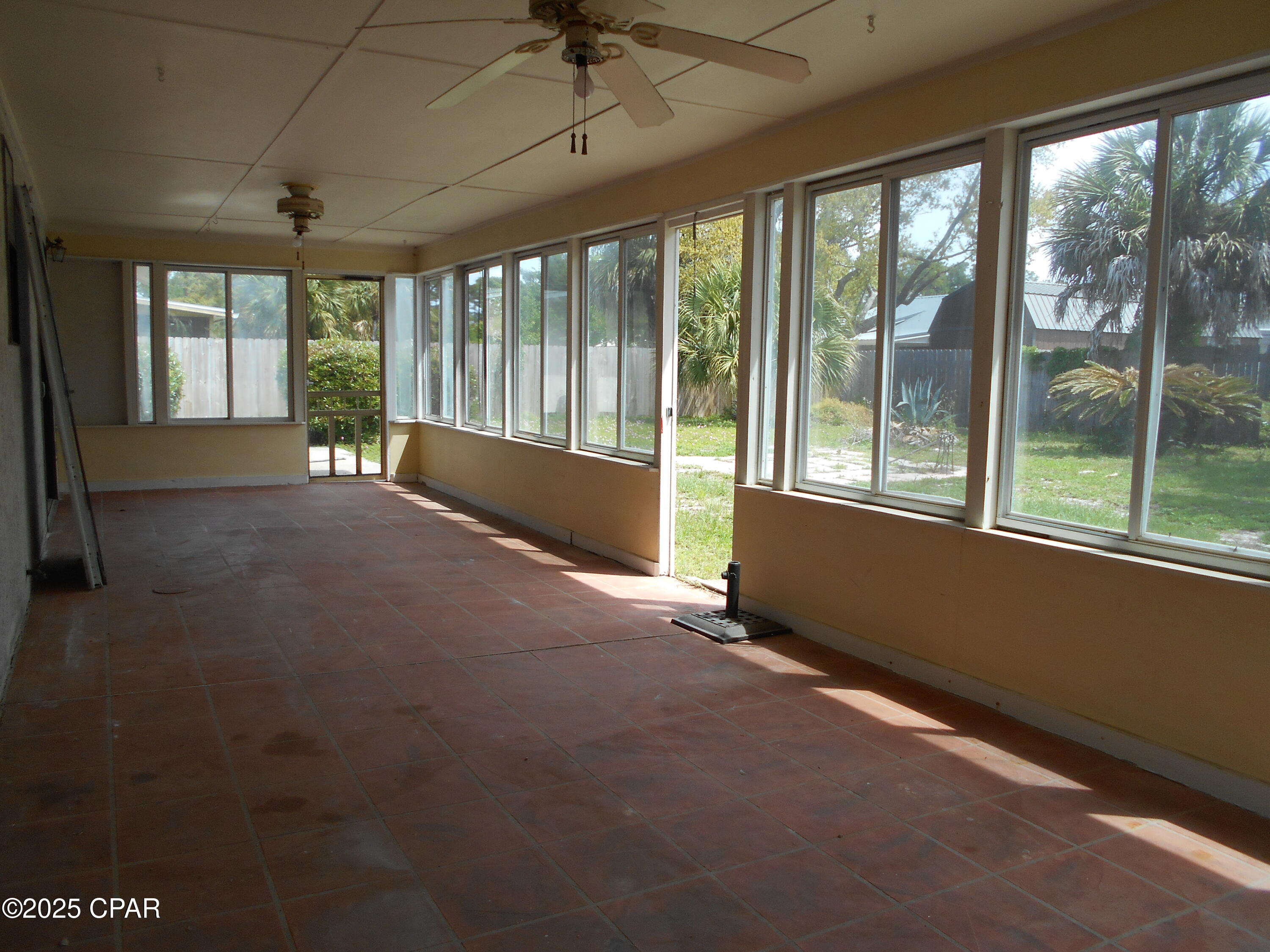 Image 15 For 104 Country Place