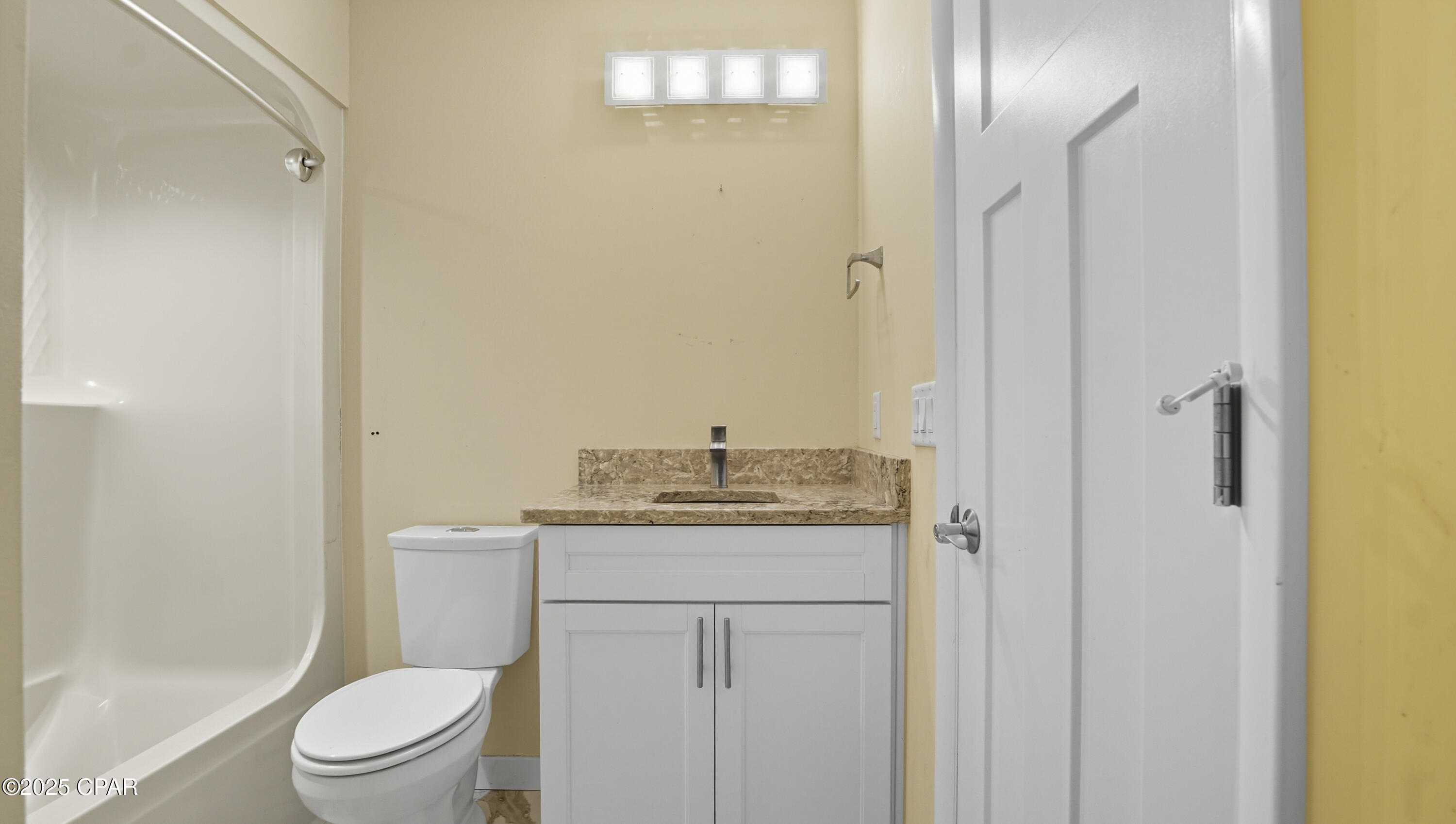 Image 12 For 8730 Thomas Drive 113