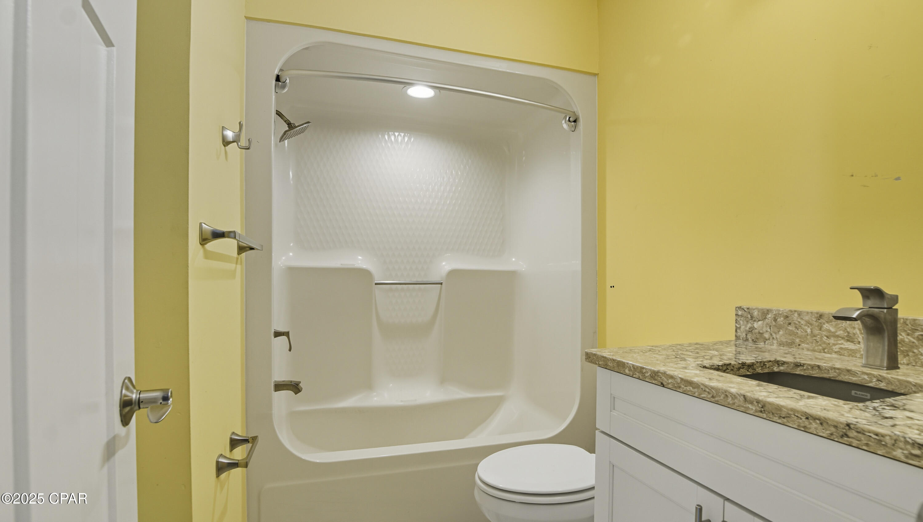 Image 13 For 8730 Thomas Drive 113