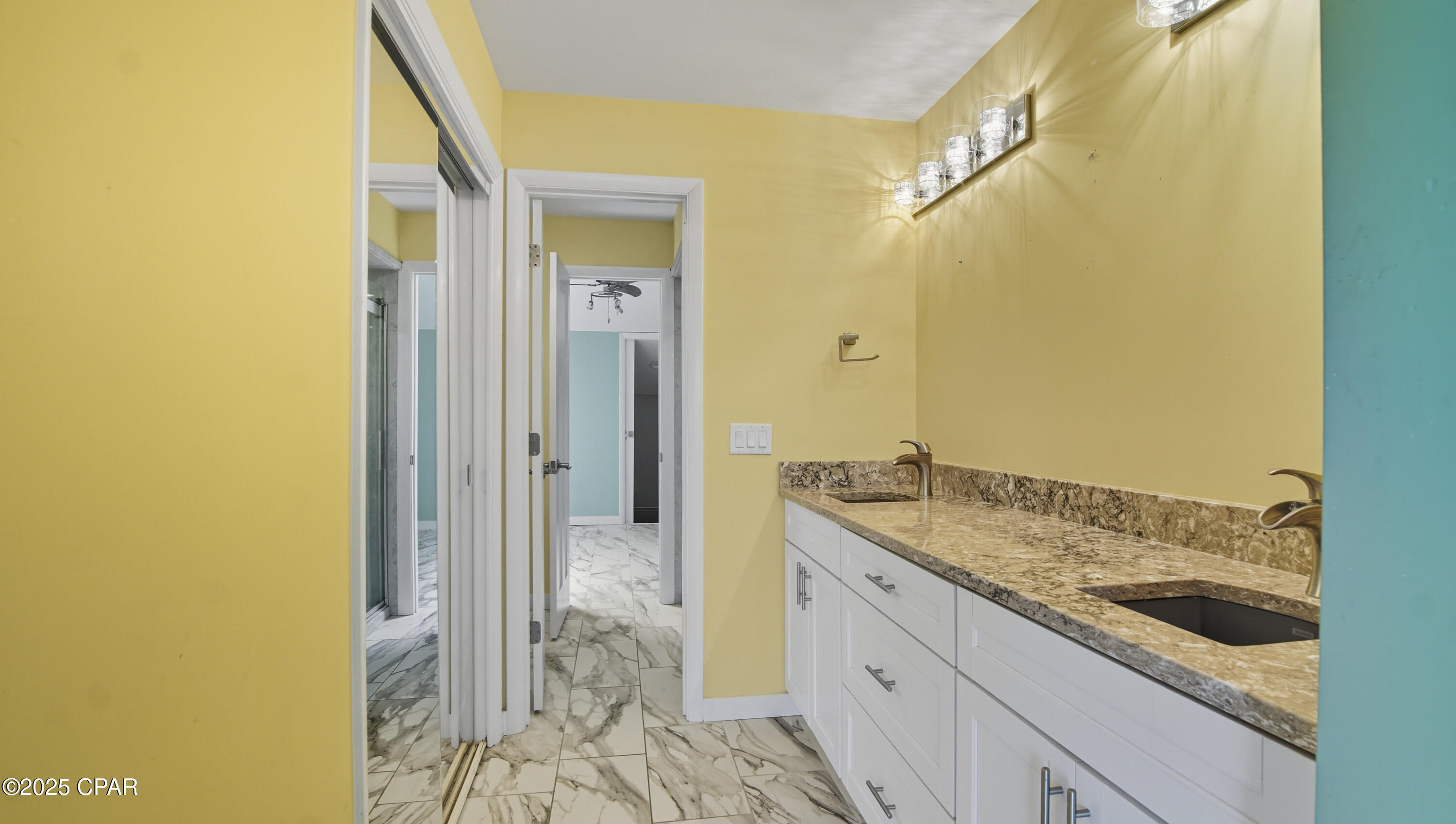 Image 19 For 8730 Thomas Drive 113