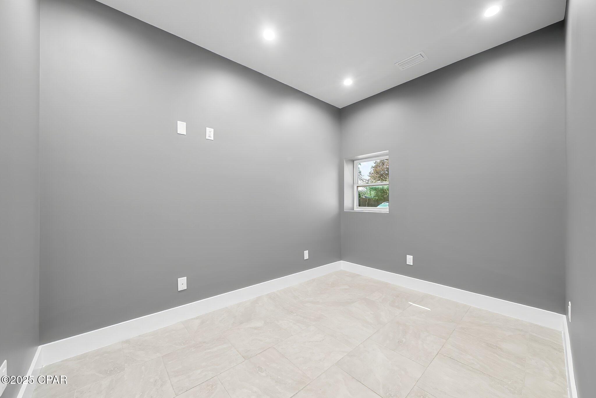 Image 15 For 1806 Brown Avenue