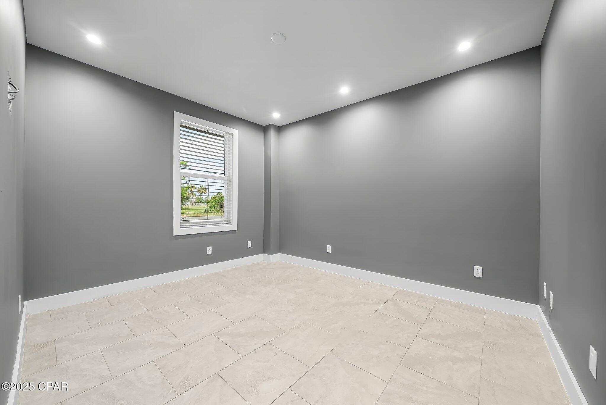 Image 4 For 1806 Brown Avenue