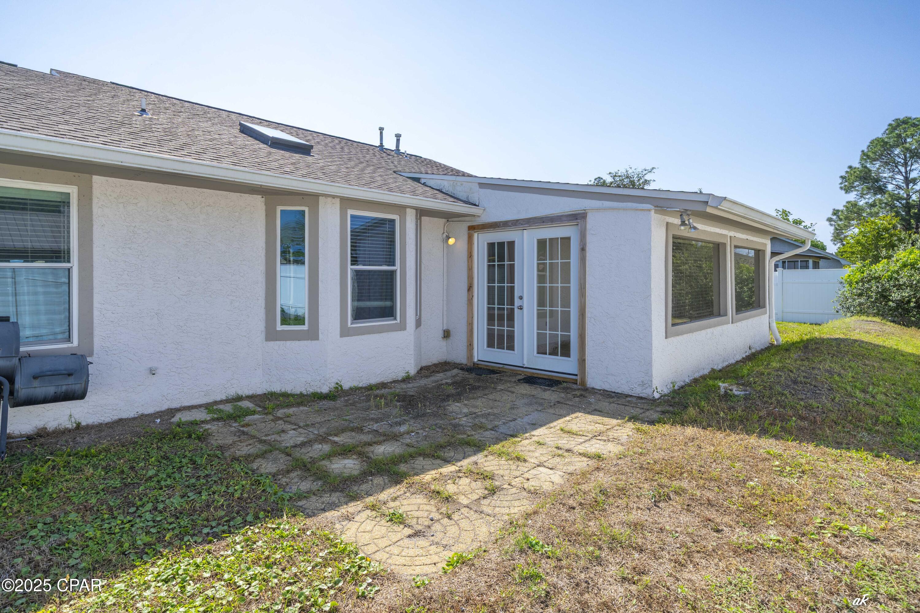 Image 24 For 911 Pelican Place