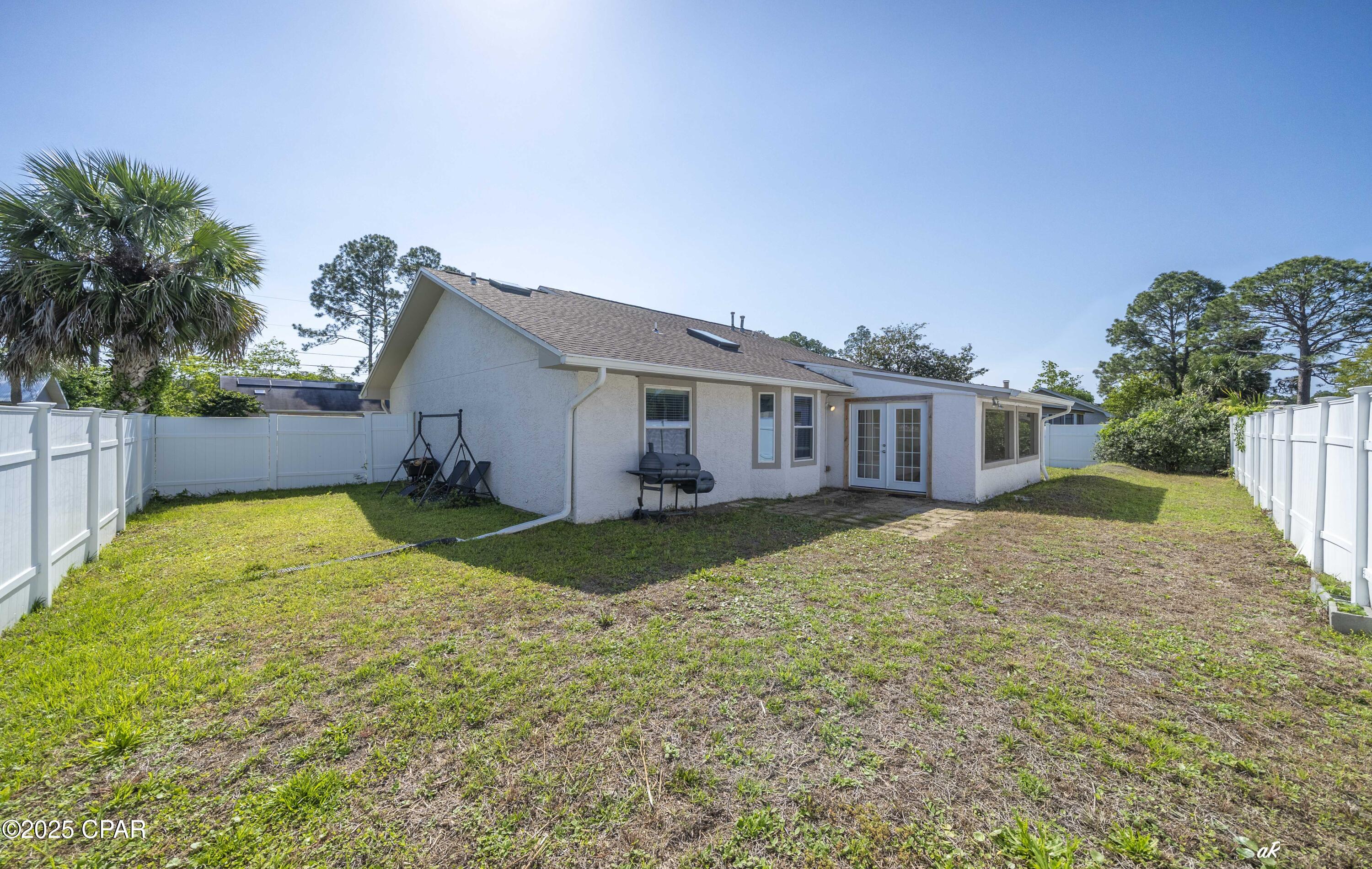 Image 25 For 911 Pelican Place