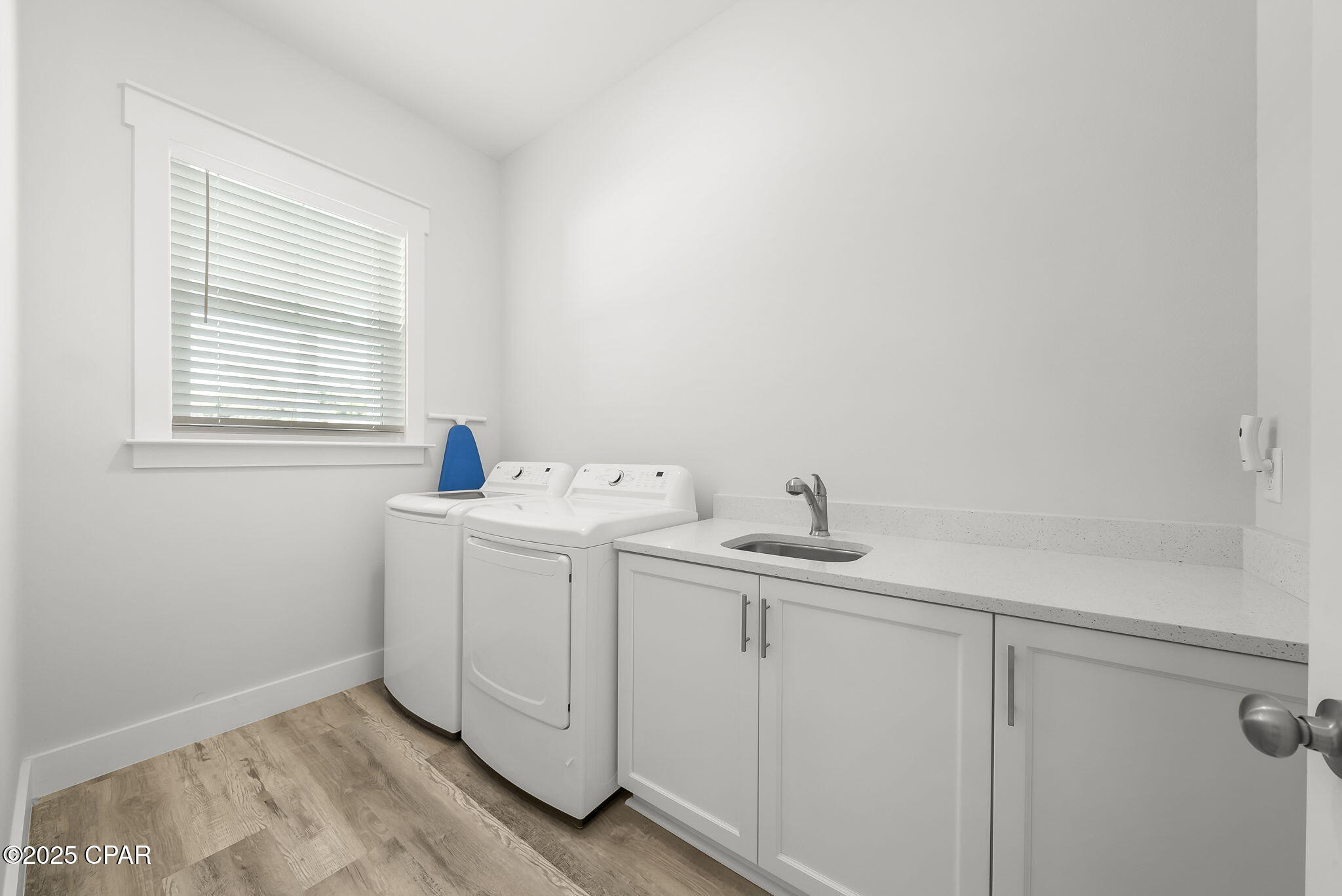 Image 11 For 19914 Front Beach Road