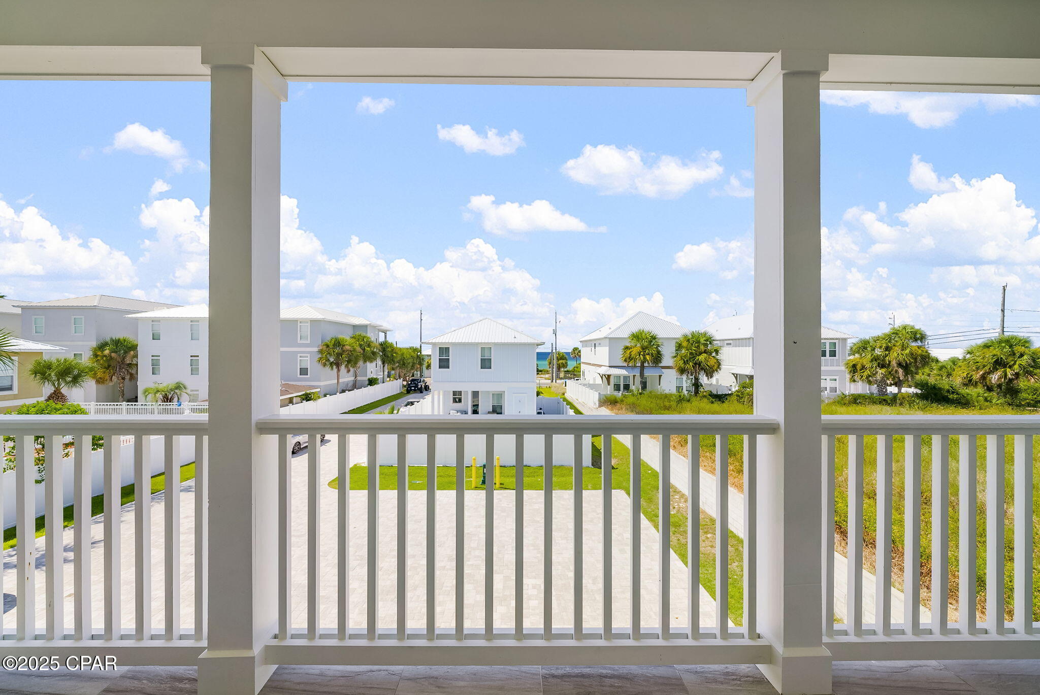 Listing photo id 30 for 19914 Front Beach Road