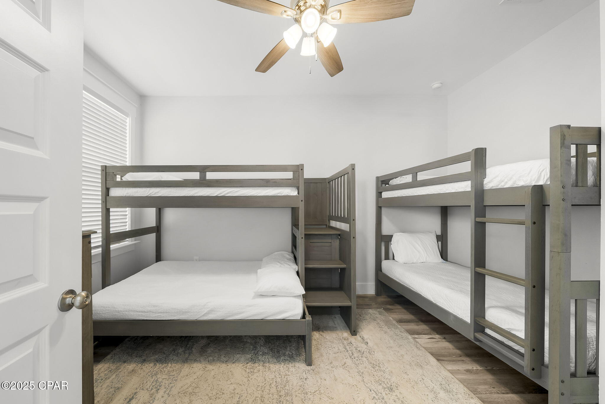 Image 30 For 19914 Front Beach Road