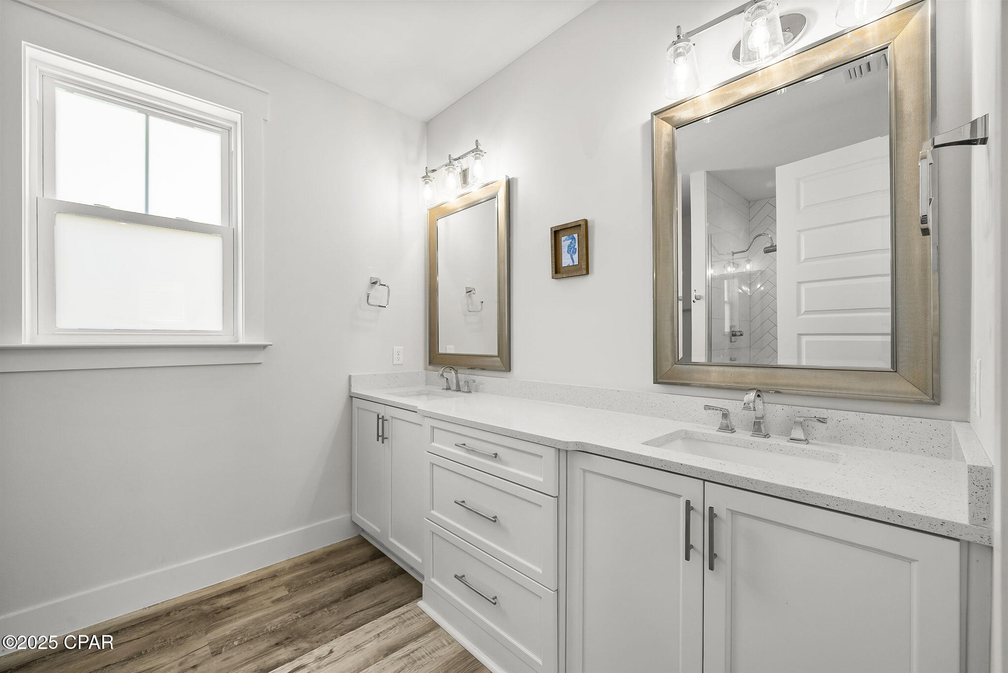 Image 41 For 19914 Front Beach Road