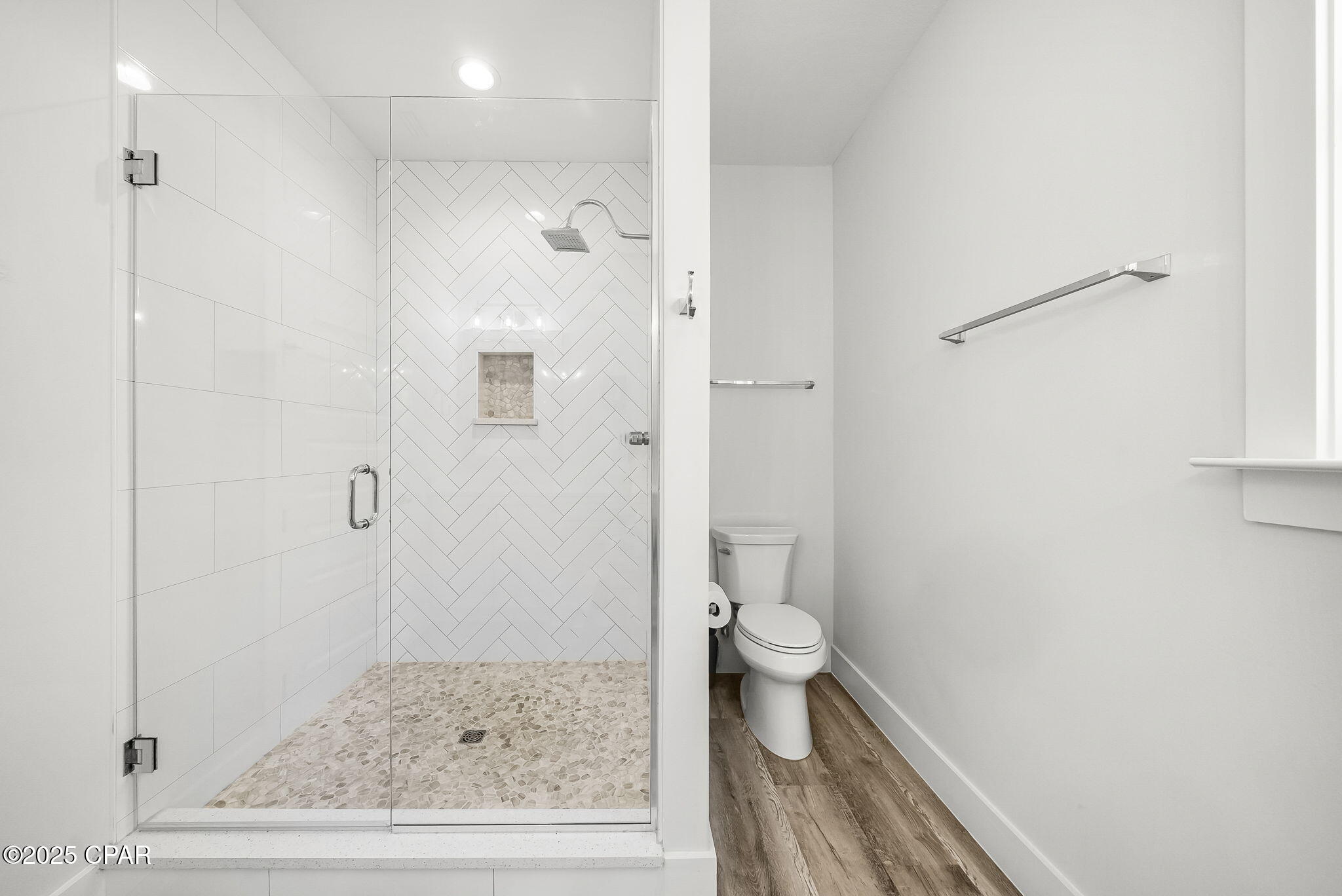 Image 46 For 19914 Front Beach Road