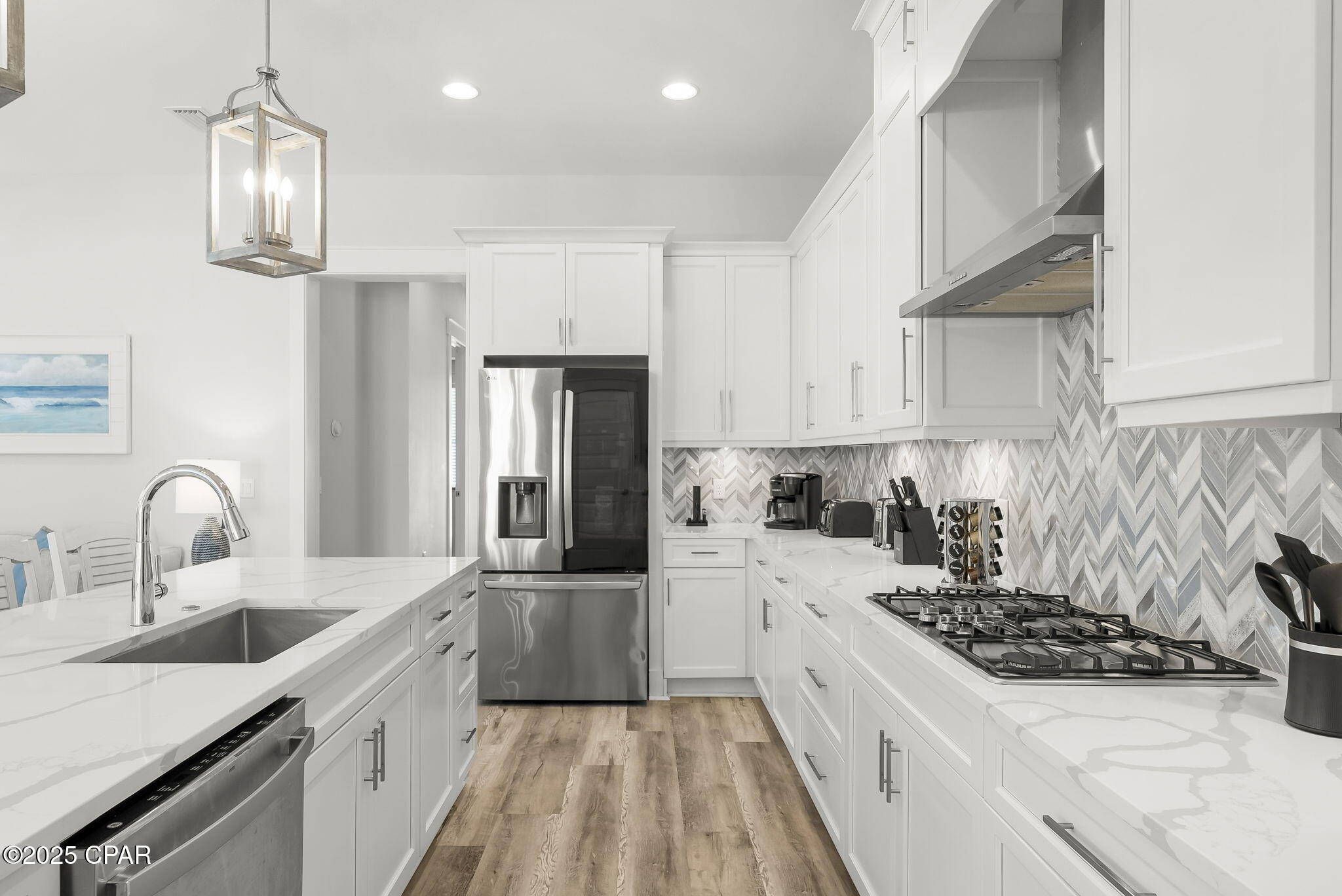 Image 8 For 19914 Front Beach Road