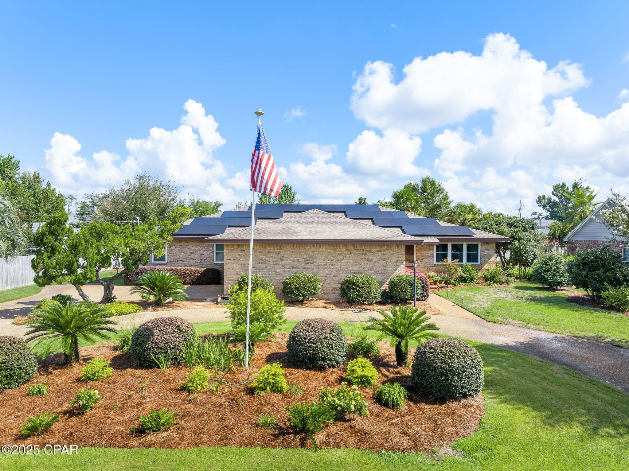Image 3 For 806 Longwood Circle