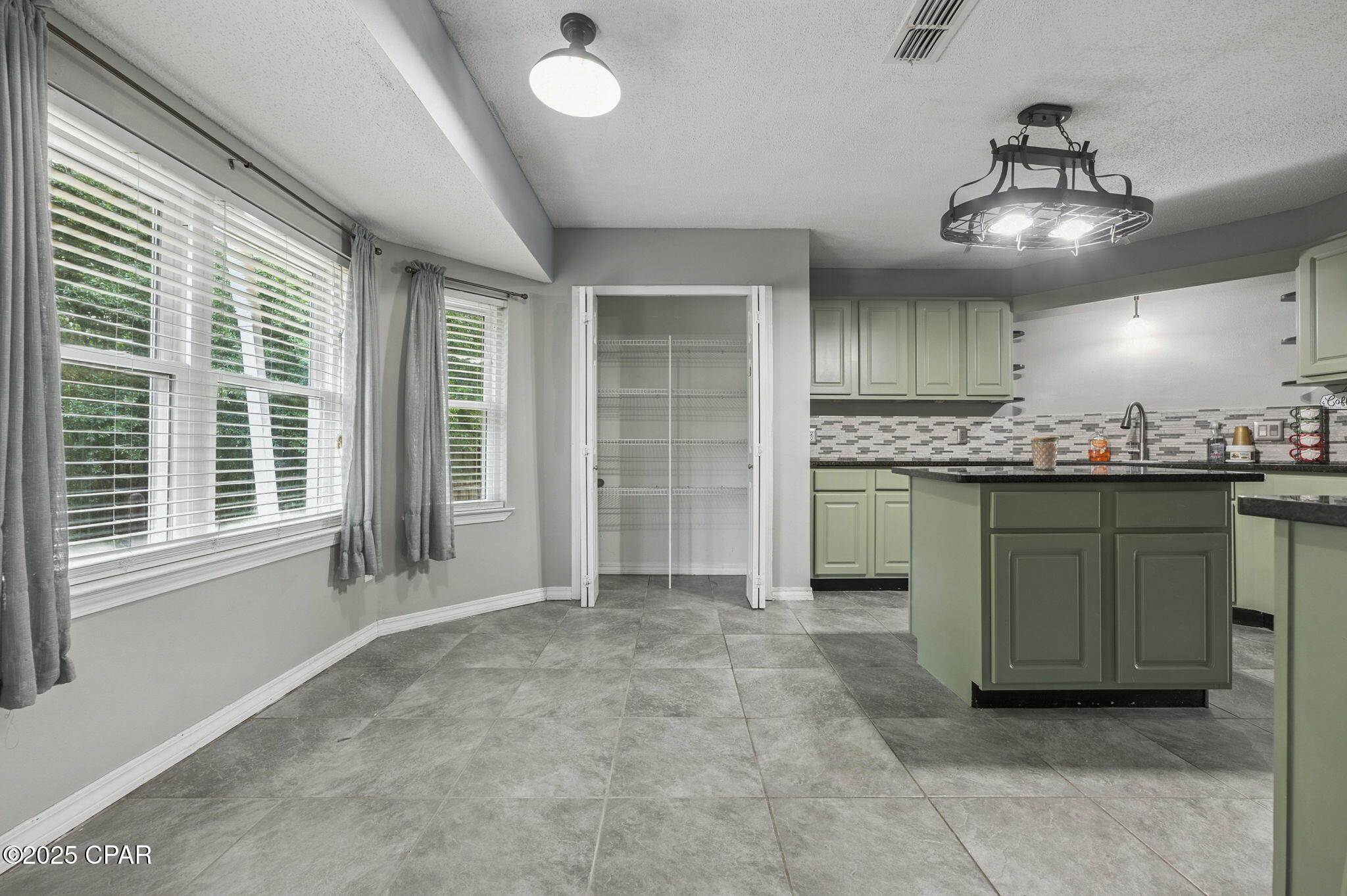 Image 12 For 336 Egan Drive