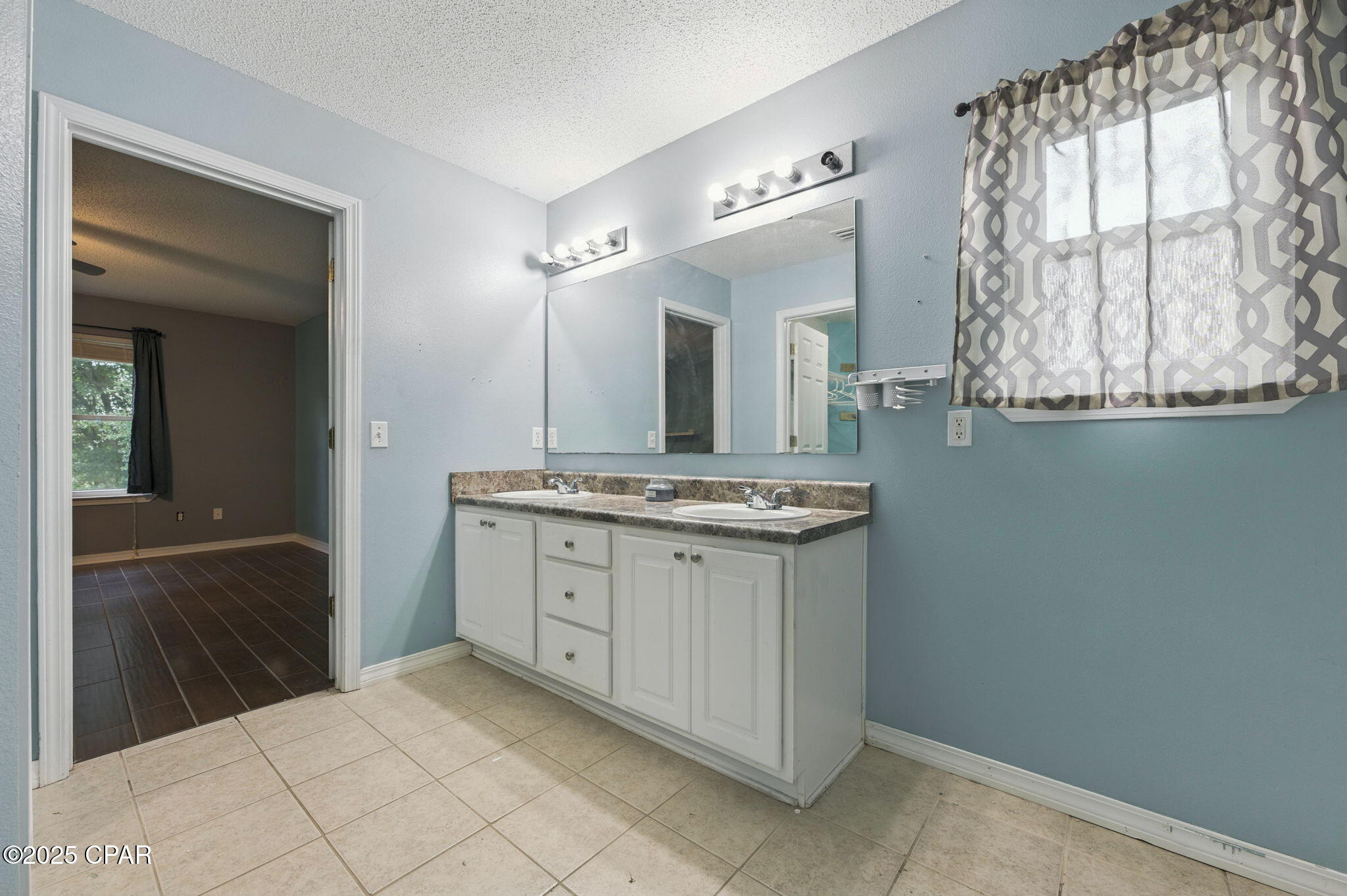 Image 25 For 336 Egan Drive