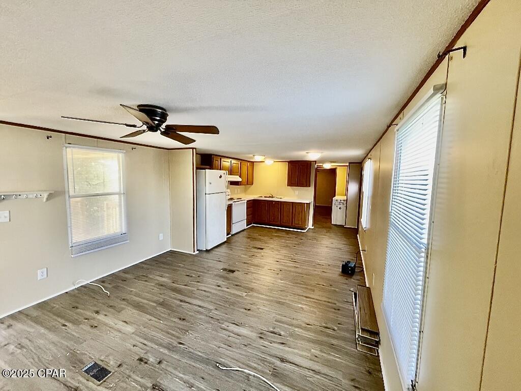 Image 3 For 19706 Delmar Drive