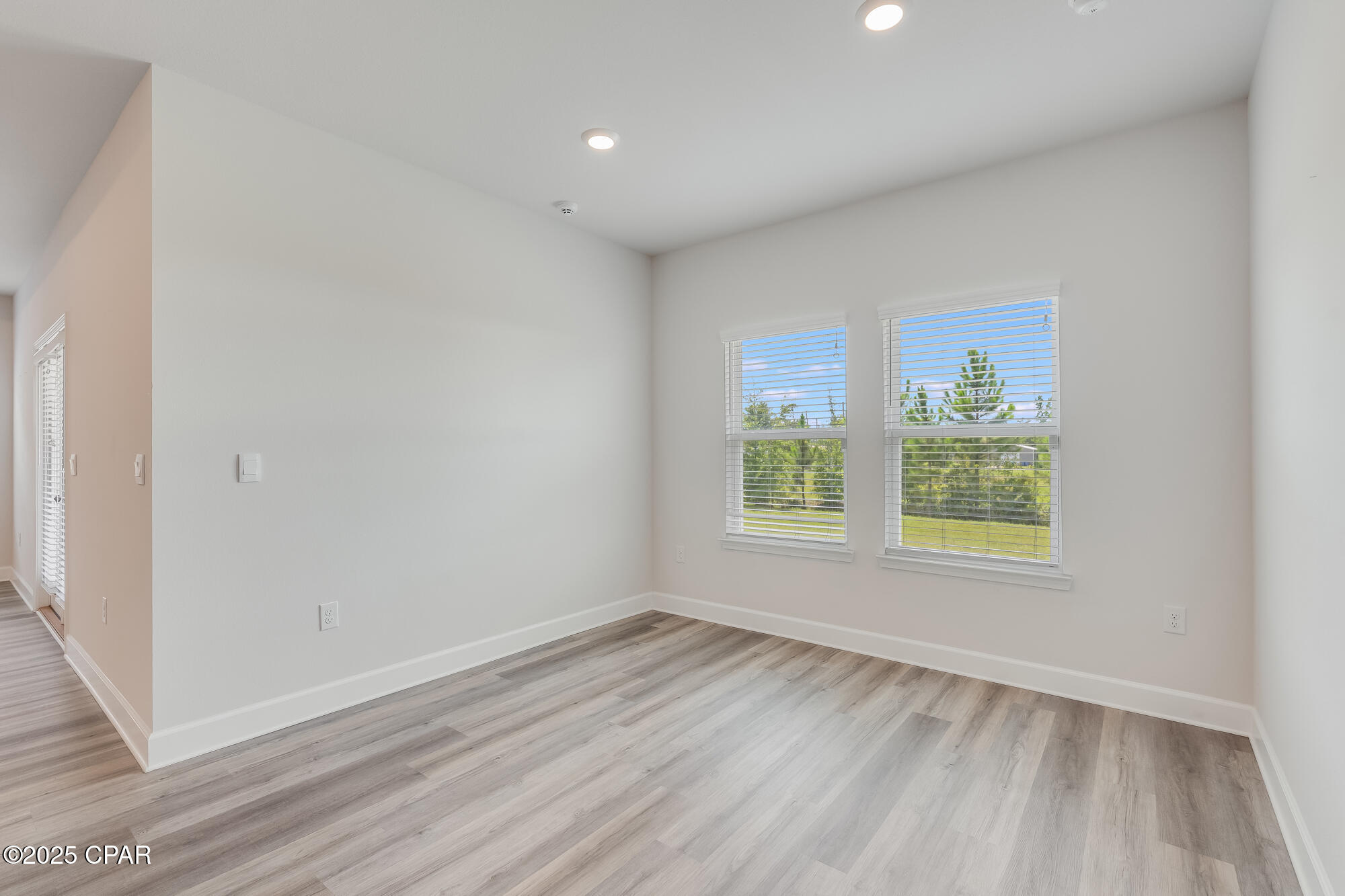 Image 6 For 3052 Willie Drive