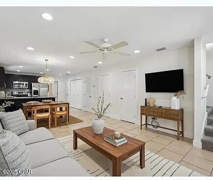 Image 8 For 8631 Marlin Place