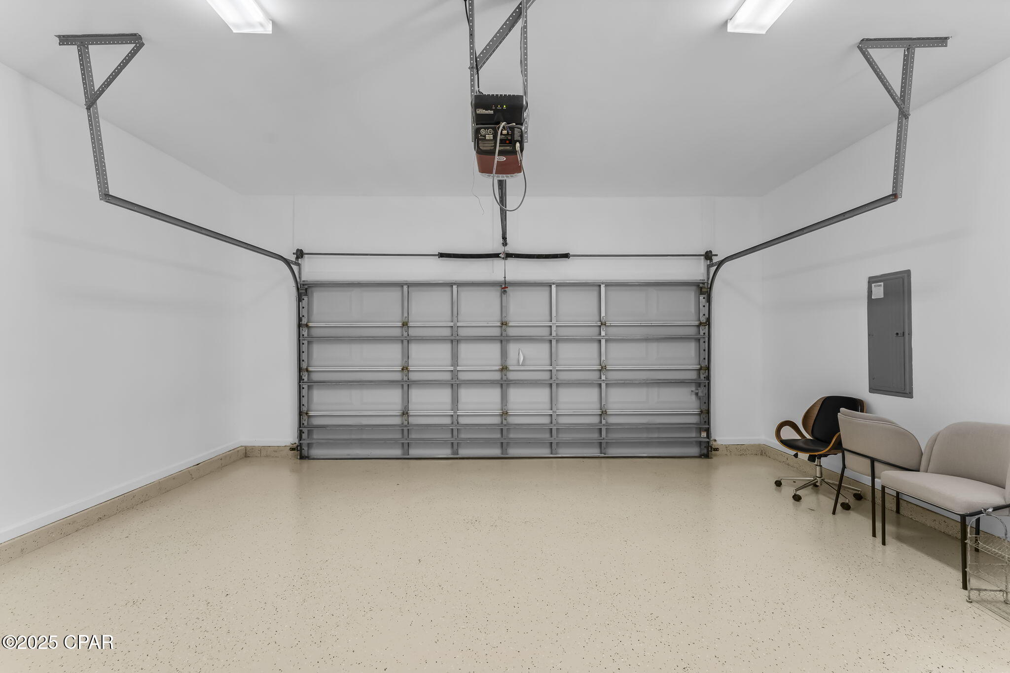 Image 49 For 407 Petrel Street