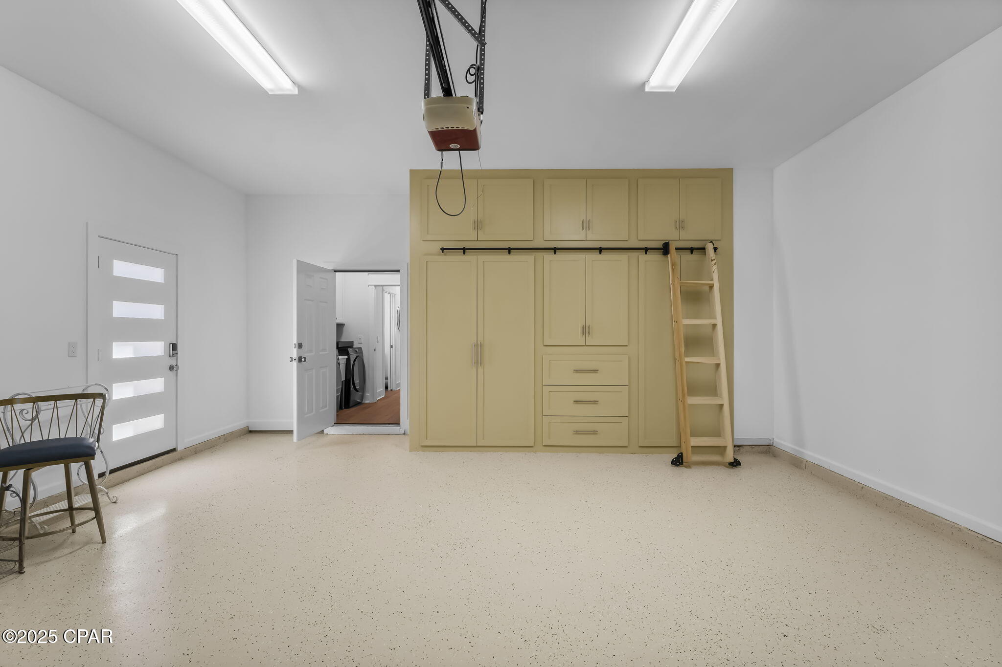 Image 50 For 407 Petrel Street